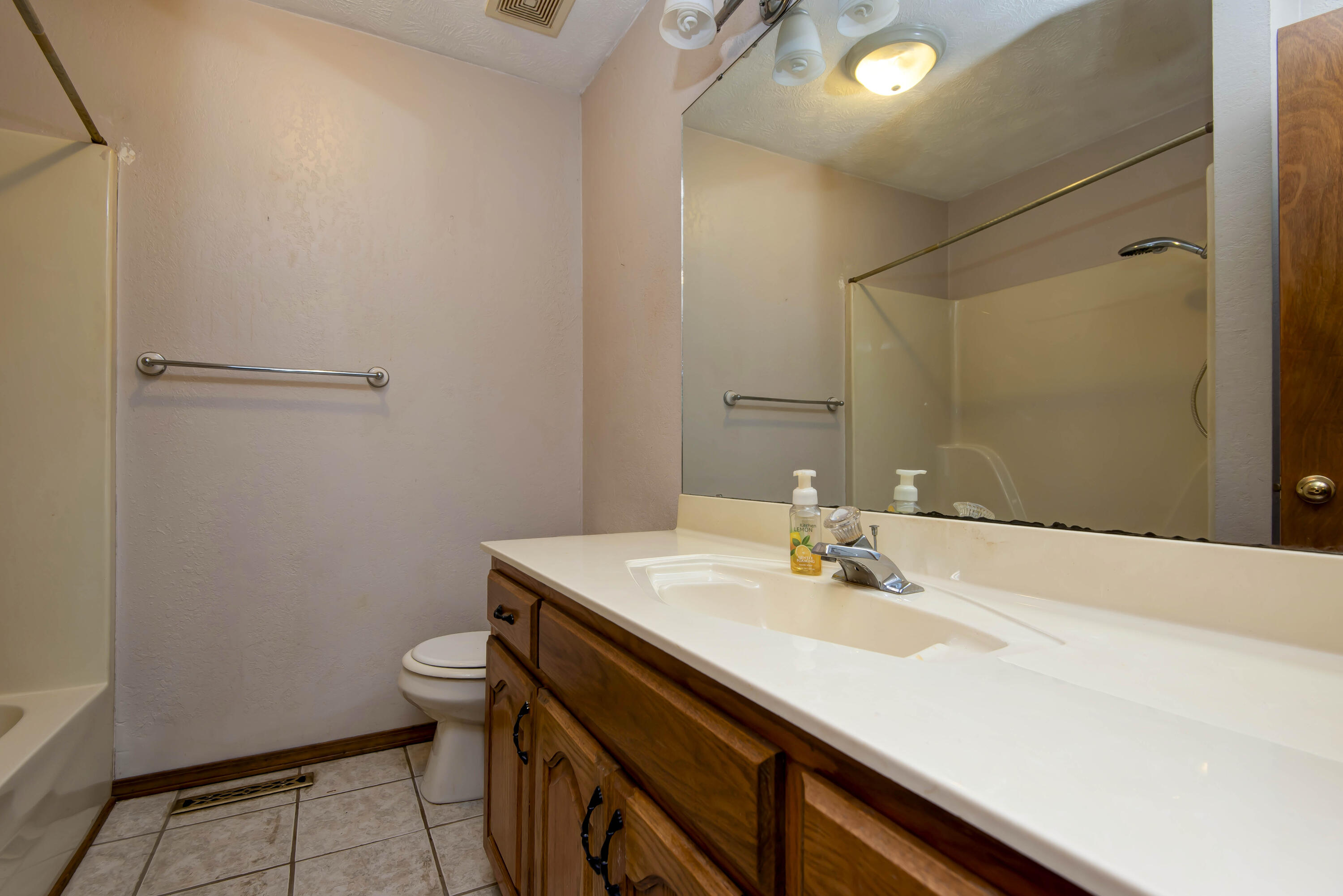 4336 West 3rd Street Property Photo 13