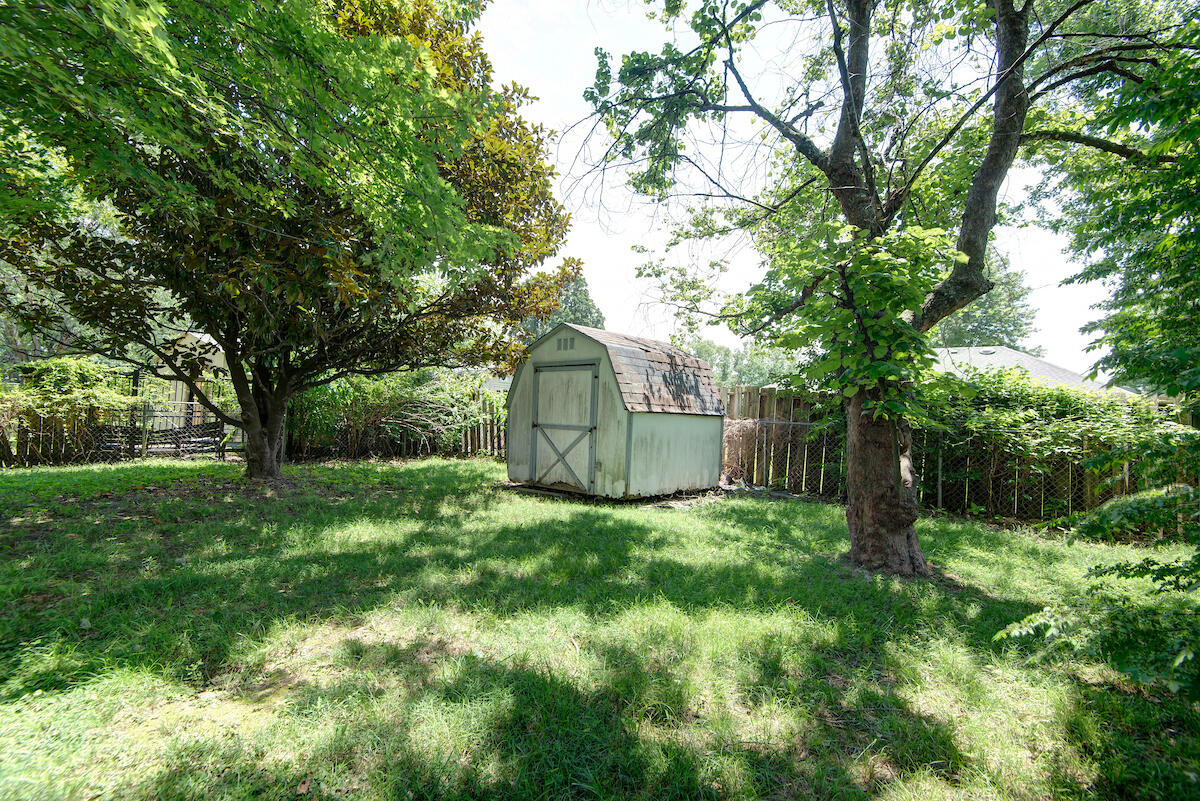 4336 West 3rd Street Property Photo 23