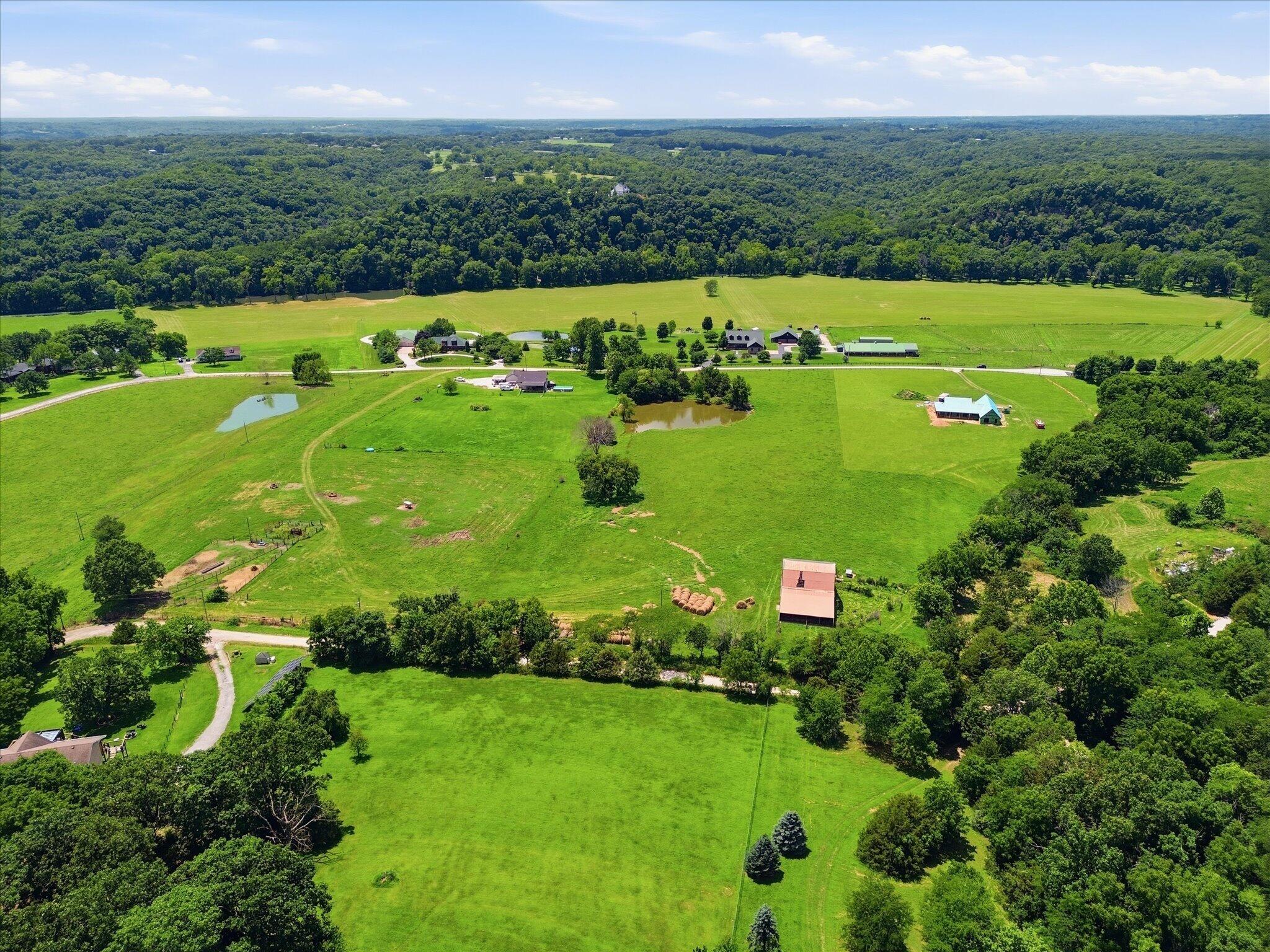 000 W. Horse Haven Trl Property Photo 15