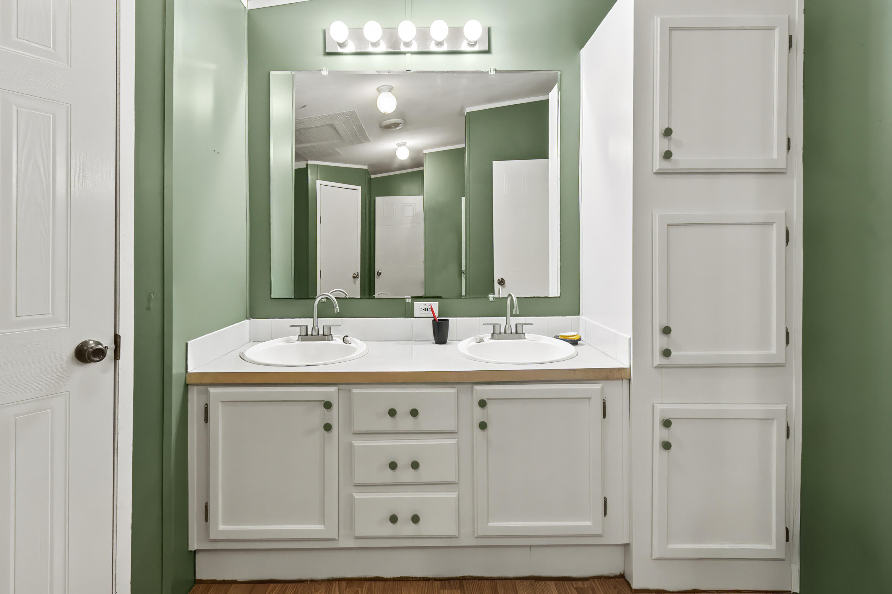 110 Alms Avenue Property Photo 20