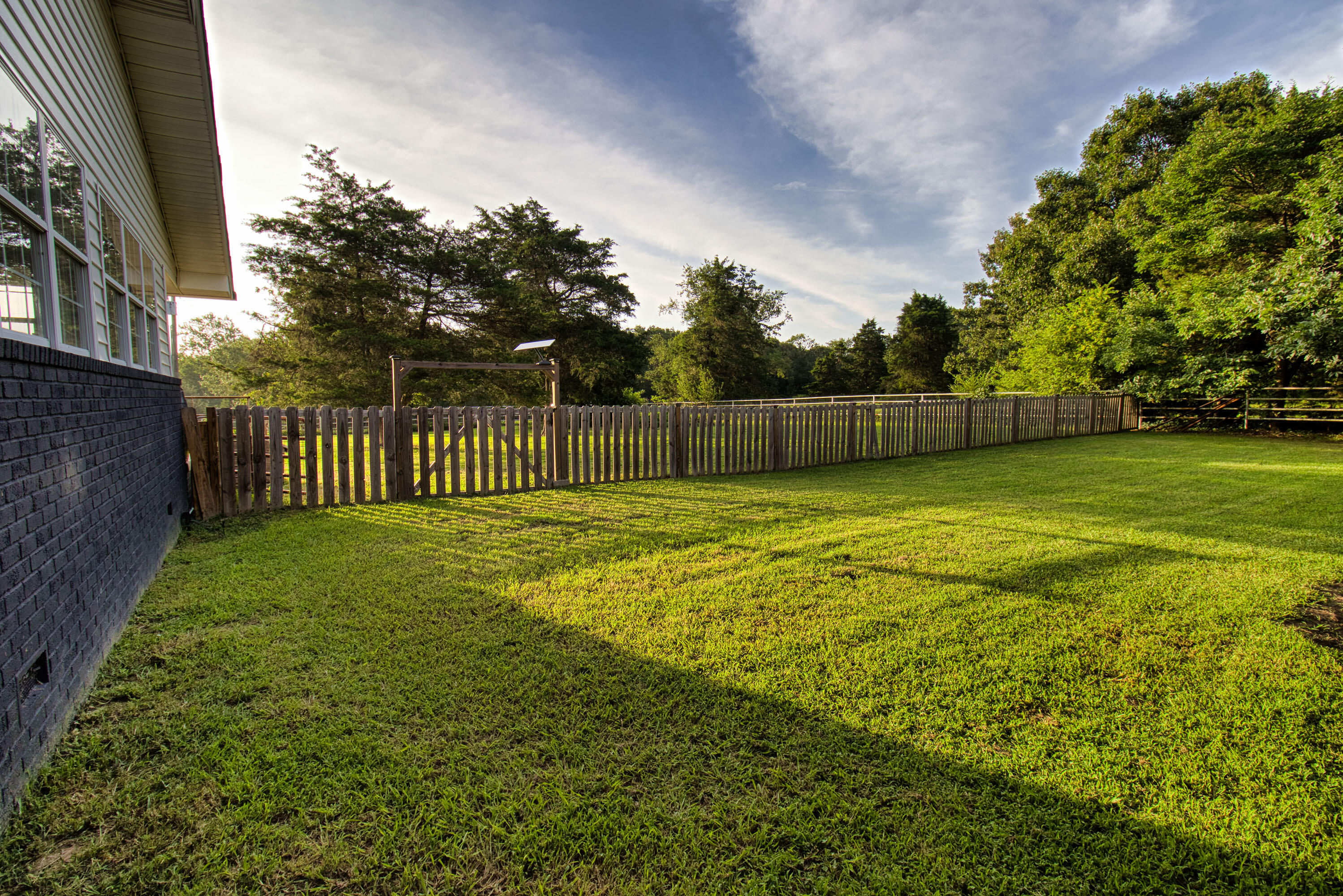 345 Fort Lane Property Photo 8