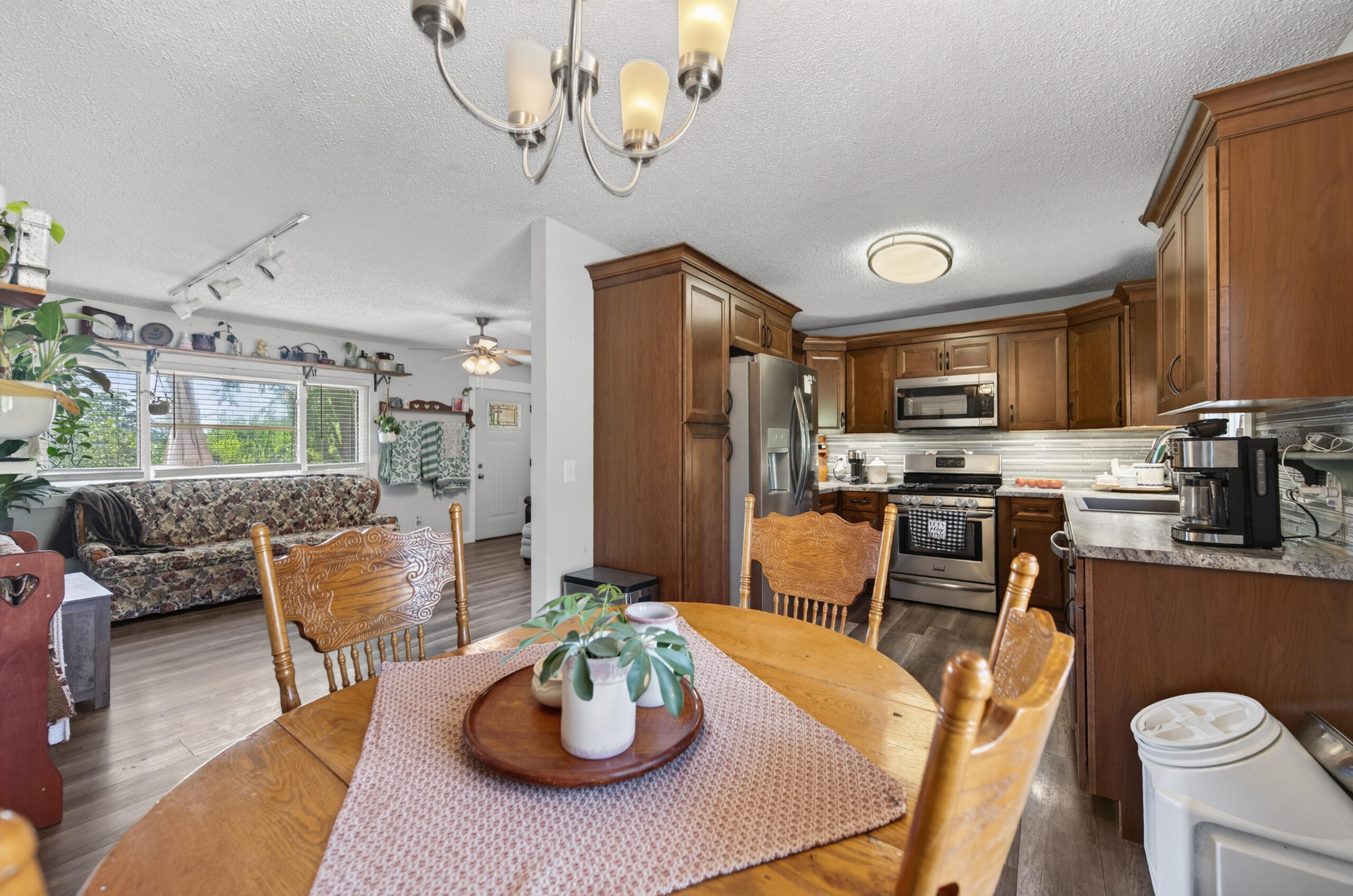 2376 Northview Road Property Photo 11