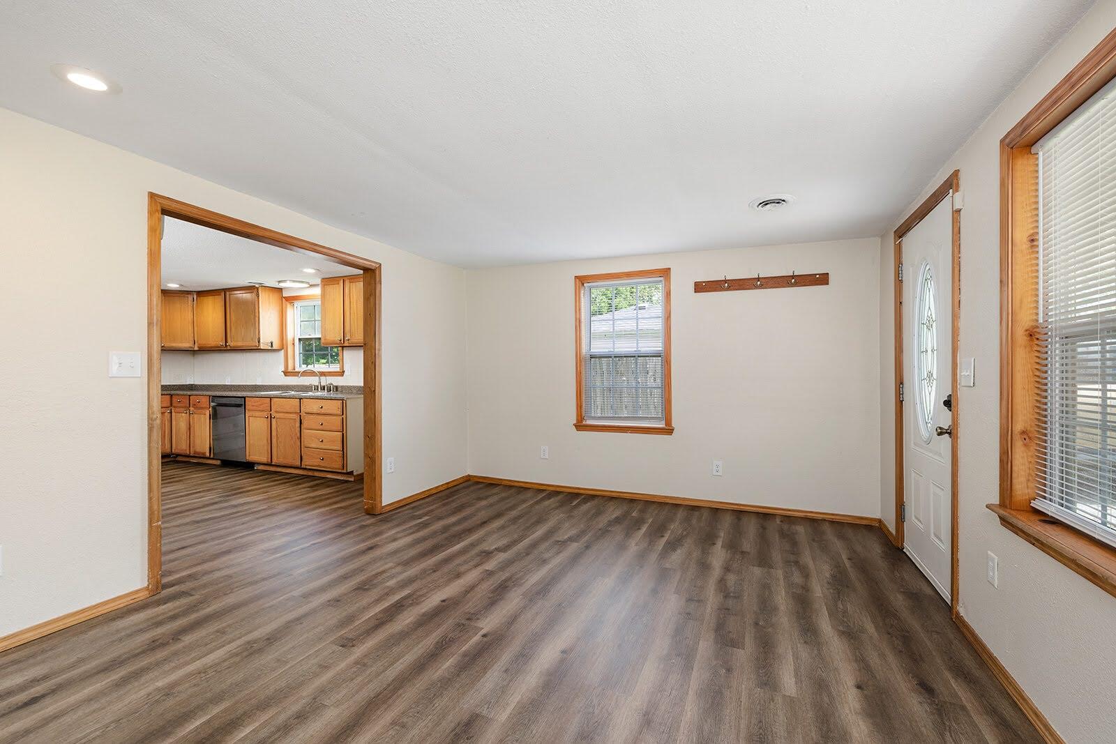 1103 South Overhill Avenue Property Photo 6