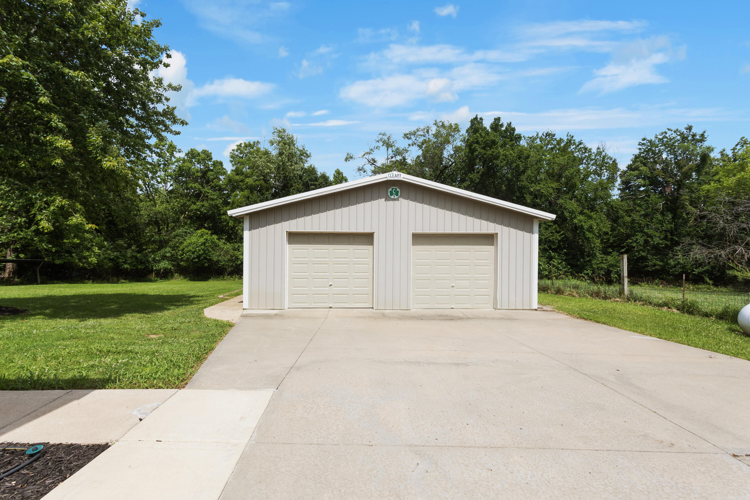 5511 North Lucerne Avenue Property Photo 19
