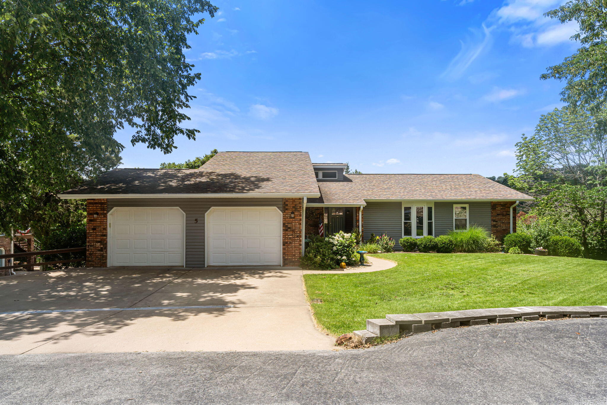 5 Greenbrier Drive Property Photo 8