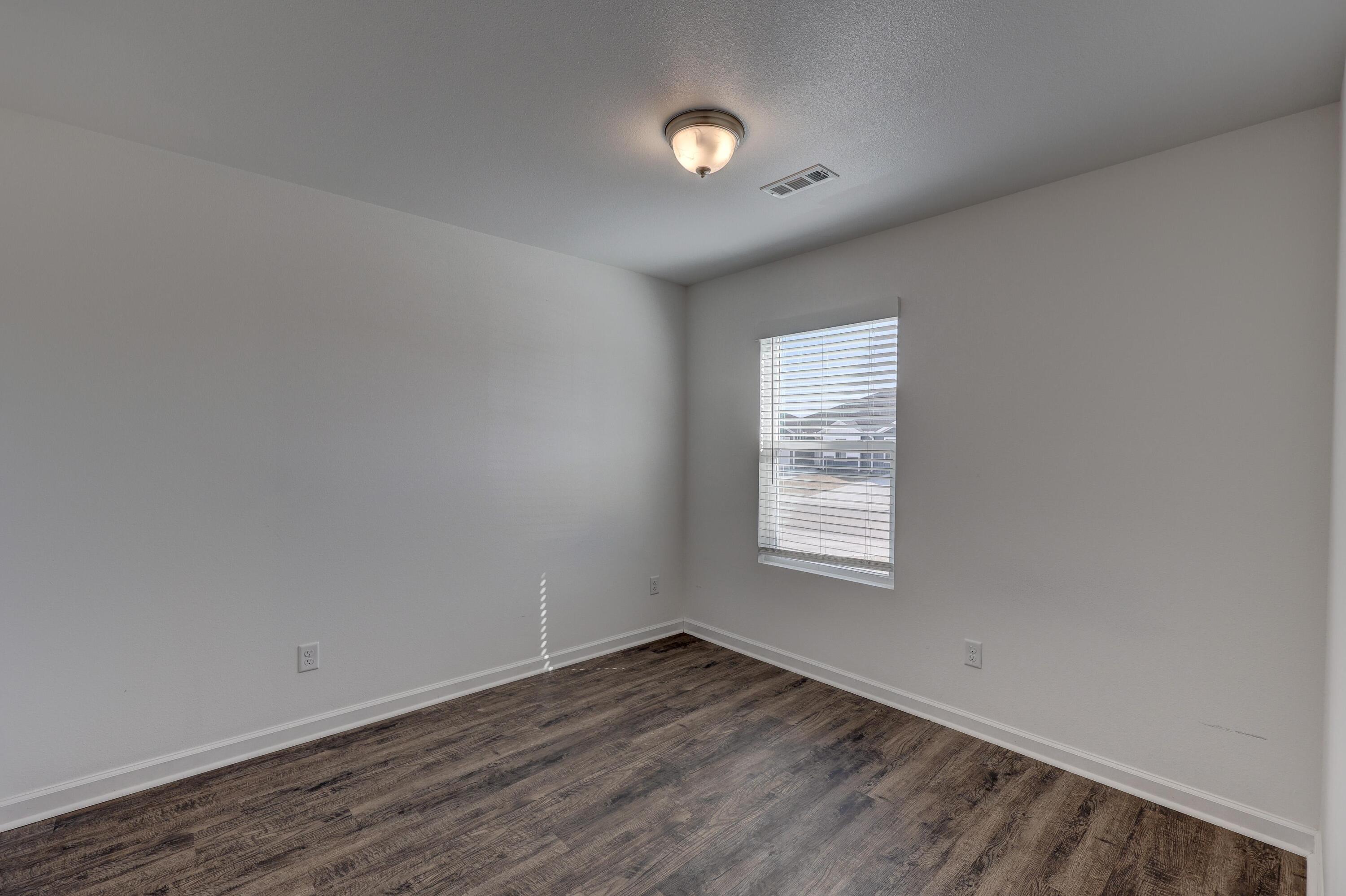 741 Short Leaf Lane Property Photo 3
