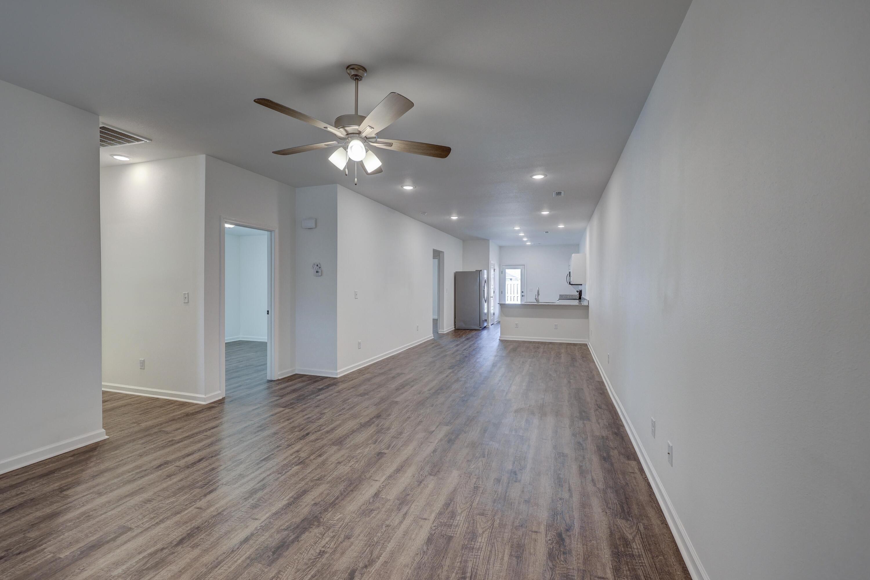 741 Short Leaf Lane Property Photo 6
