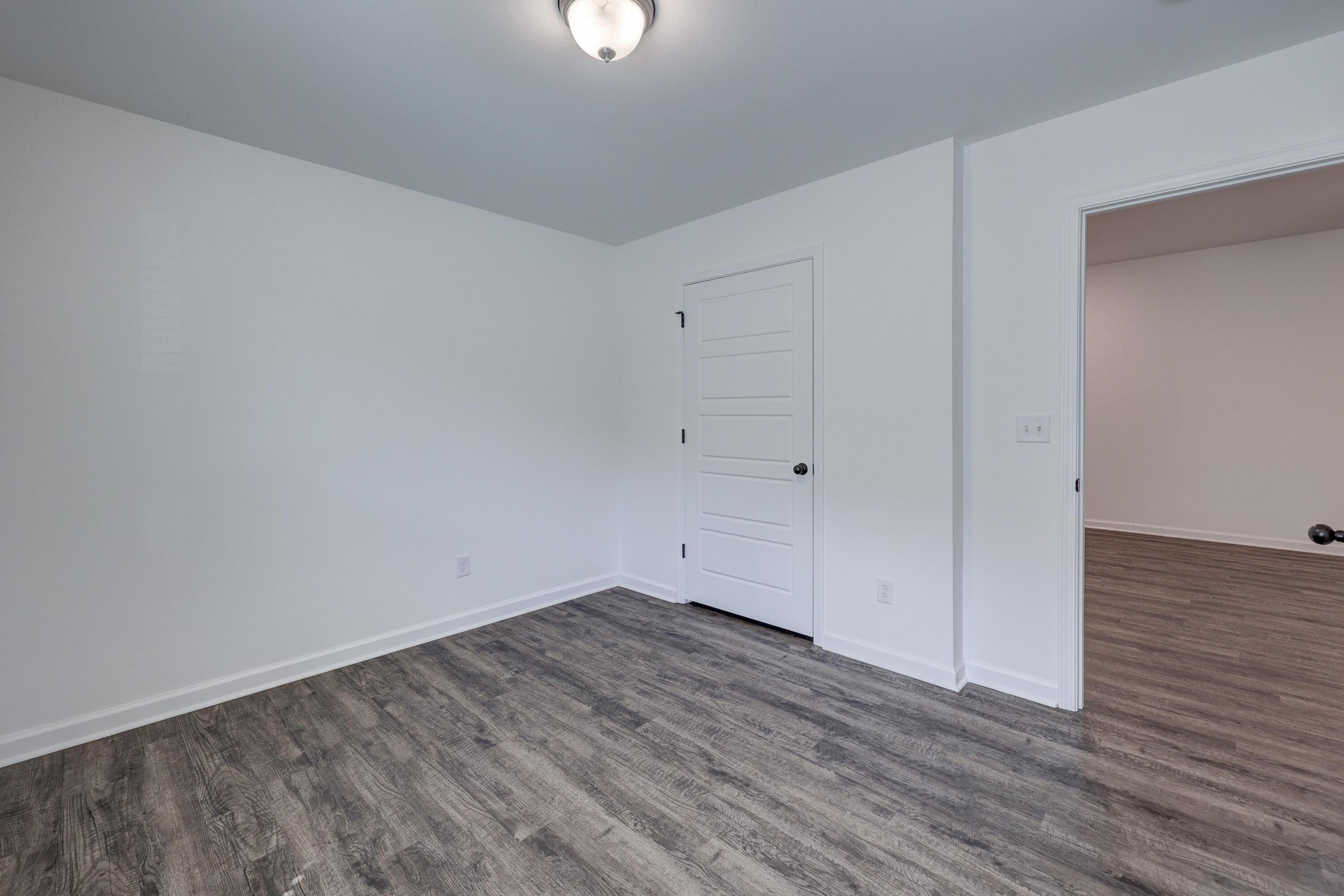 741 Short Leaf Lane Property Photo 23