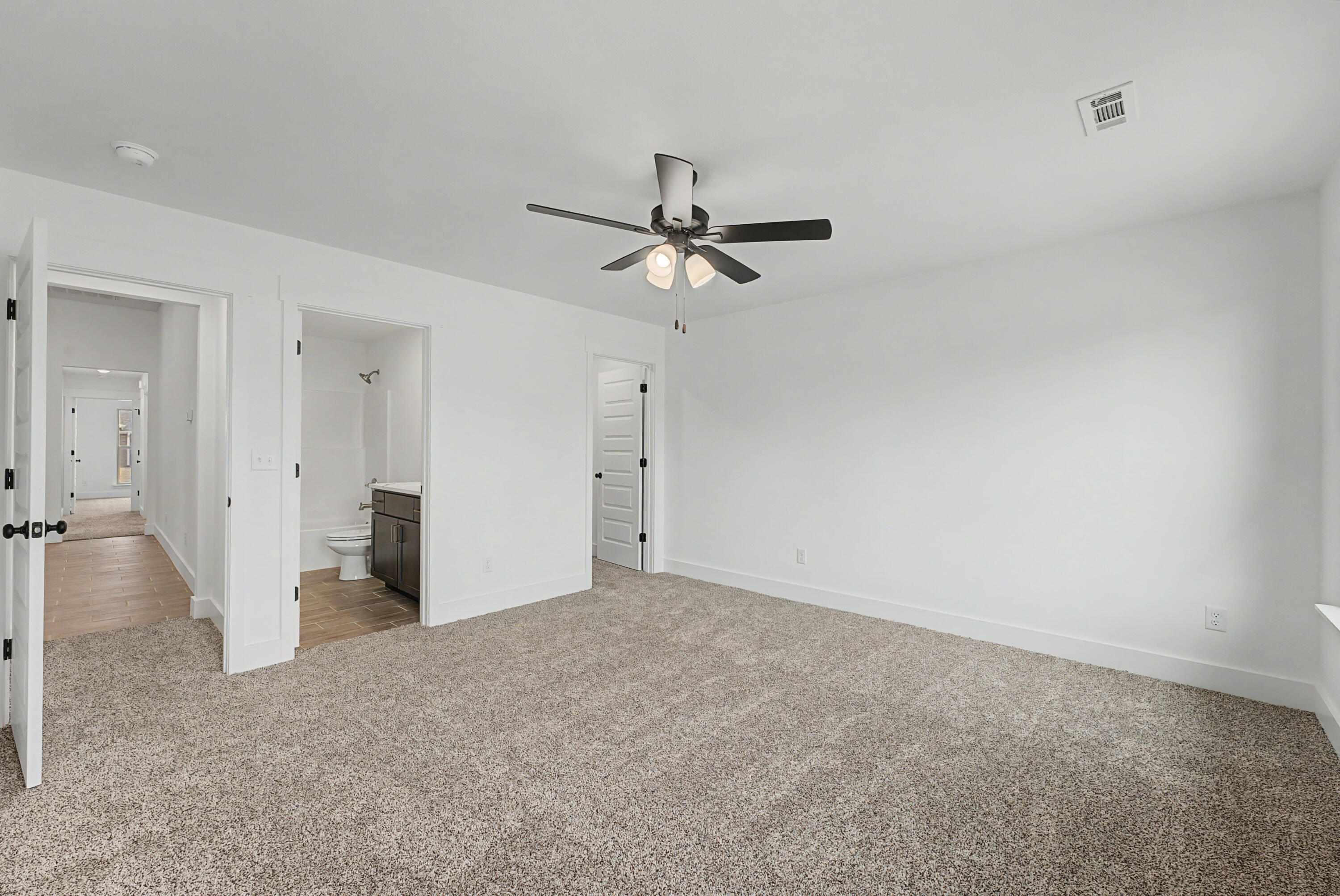 907 Silver Oaks Drive Property Photo 30