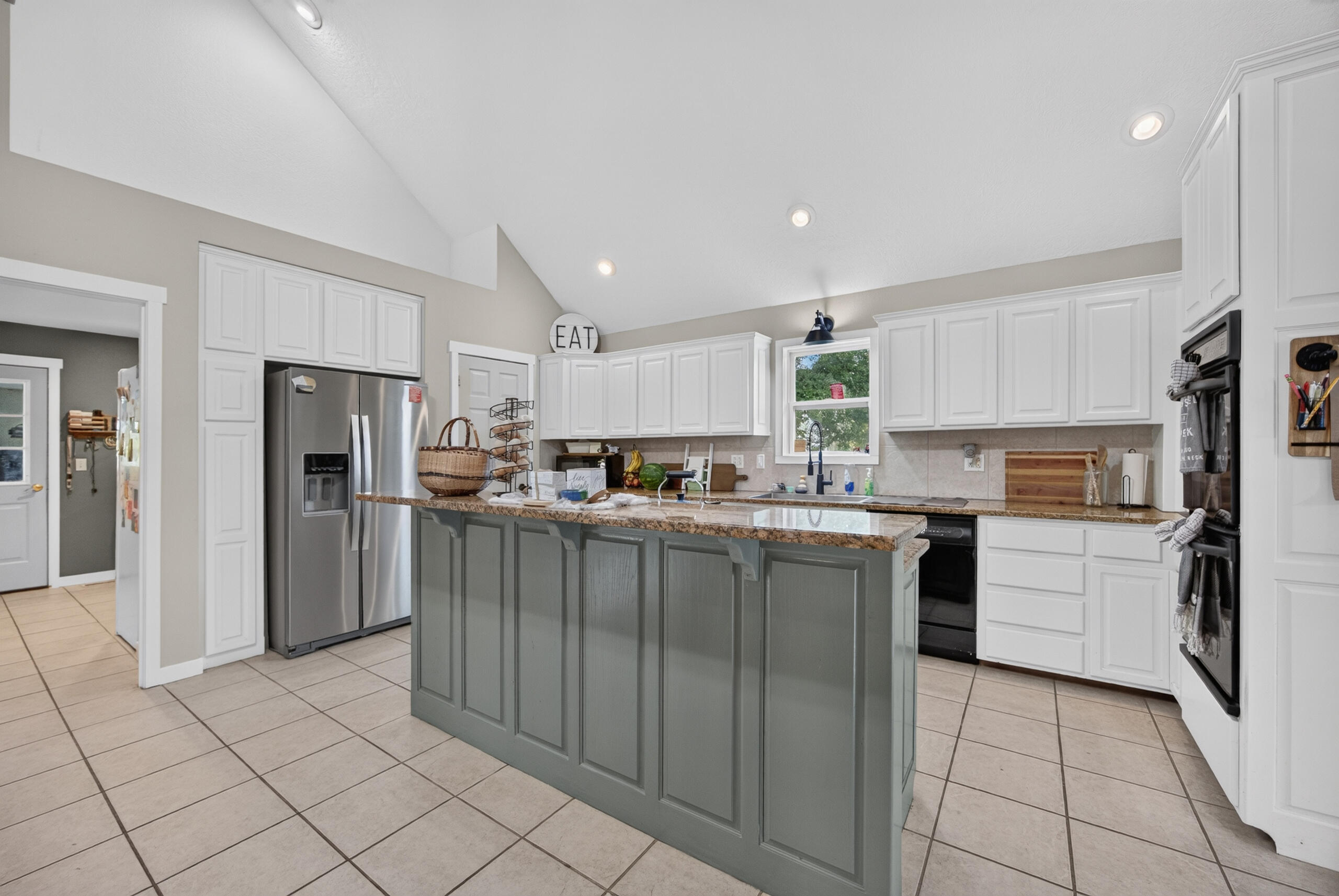 60328416 Property Photo 9