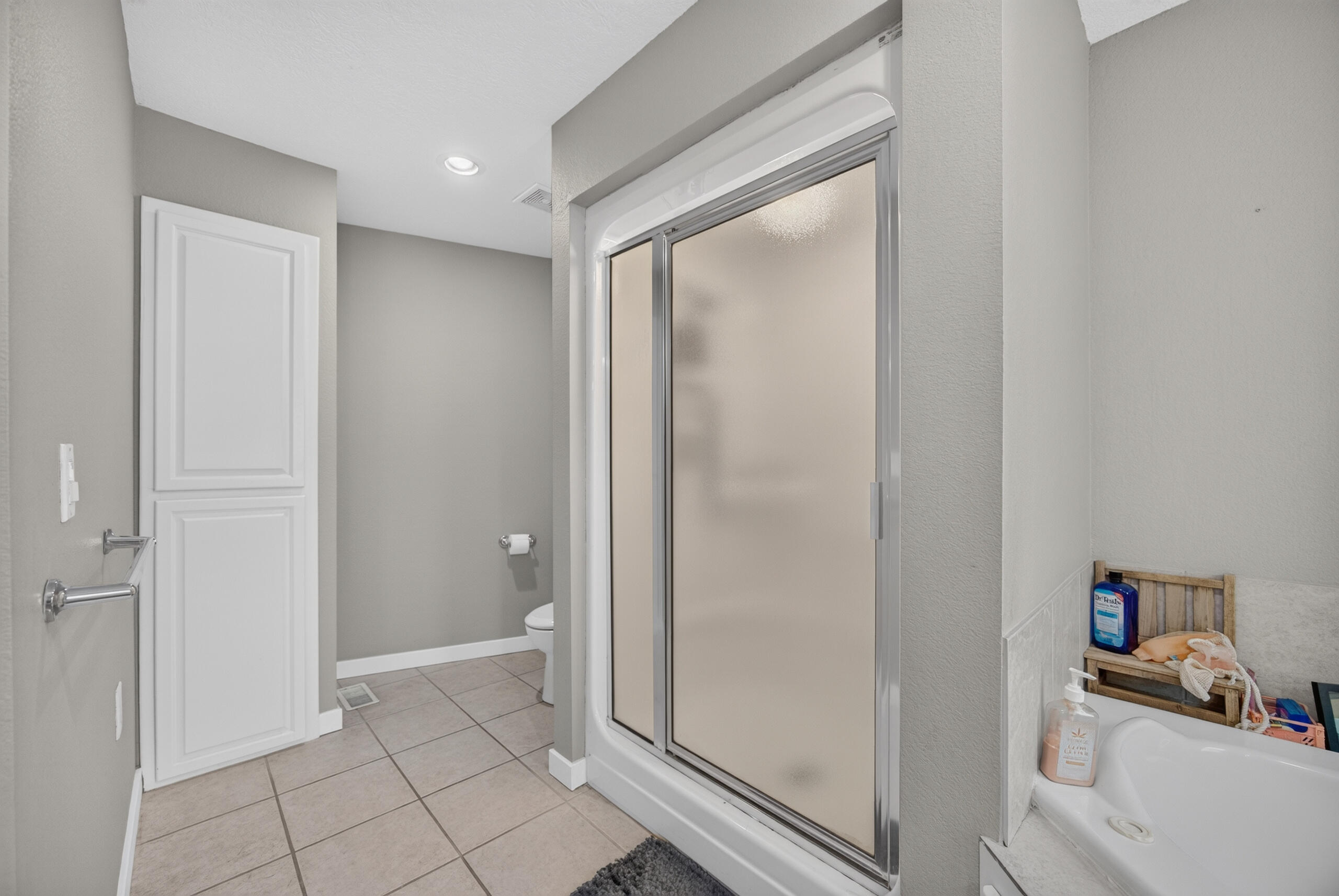60328416 Property Photo 28