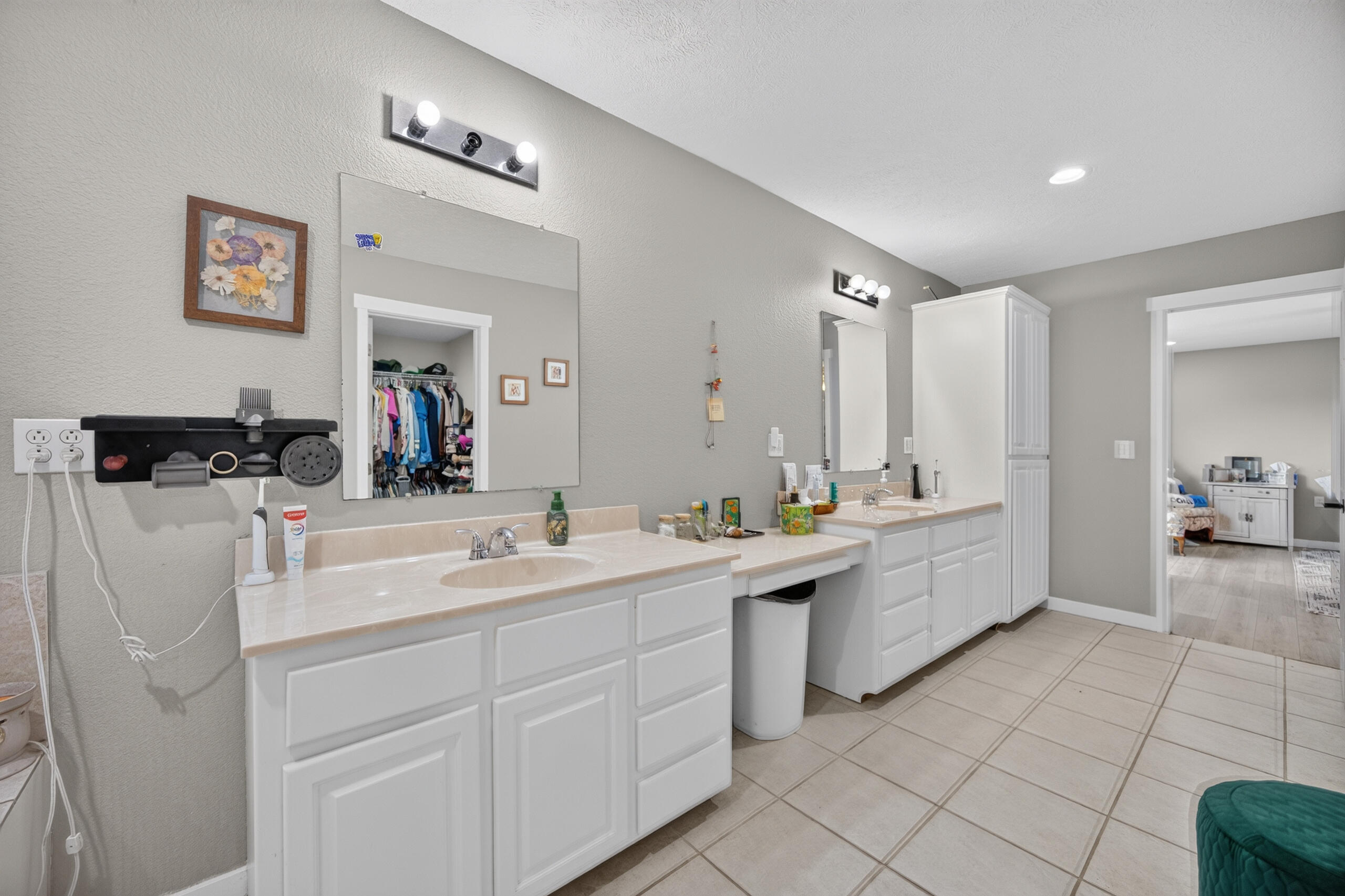 60328416 Property Photo 29