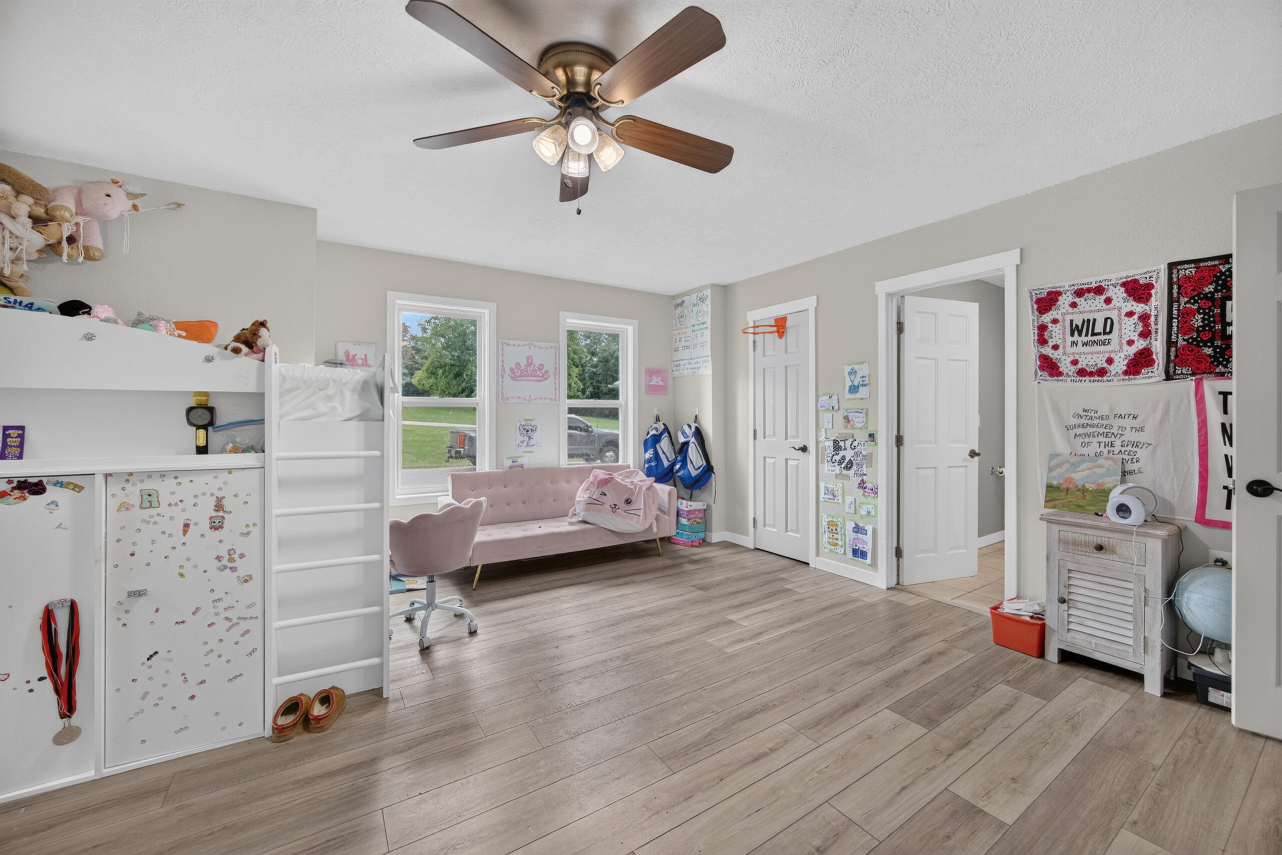 60328416 Property Photo 33