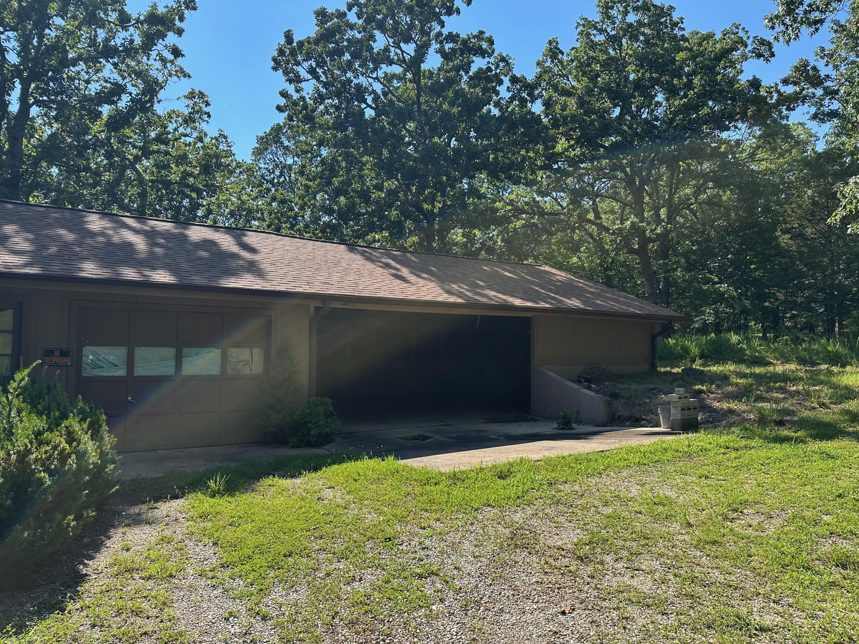 203 Blue Meadows Drive Property Photo 18