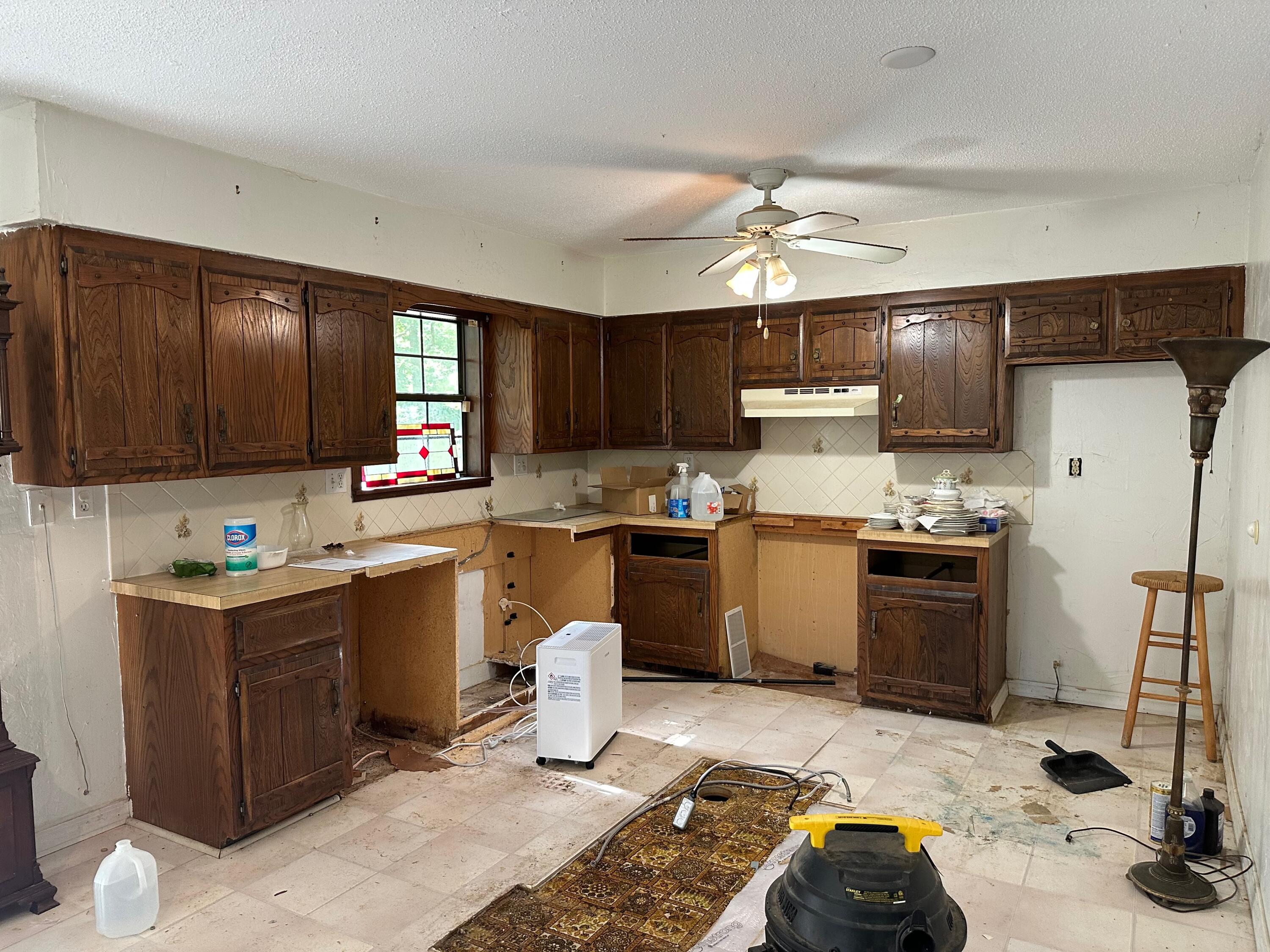 203 Blue Meadows Drive Property Photo 32