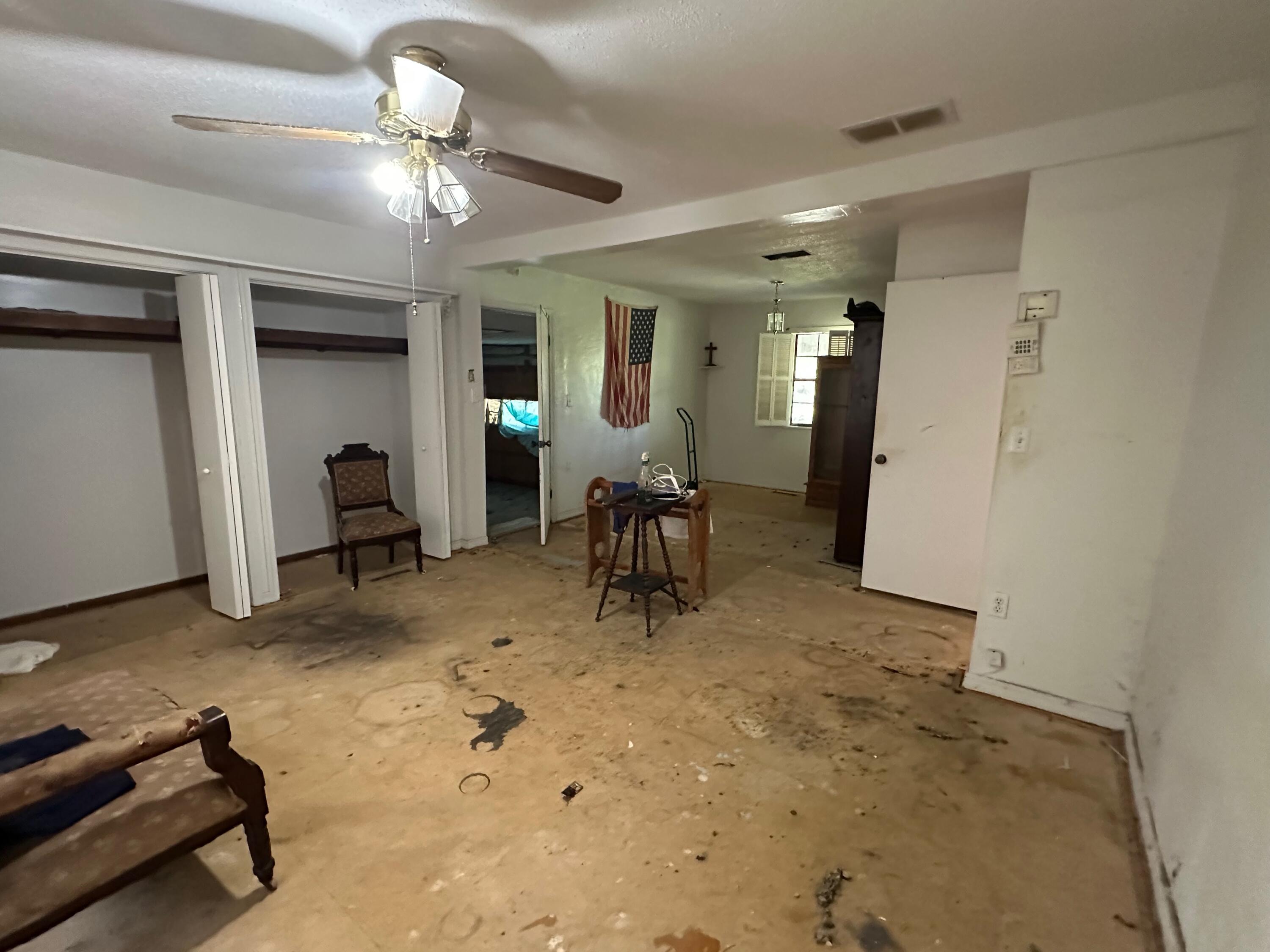 203 Blue Meadows Drive Property Photo 39