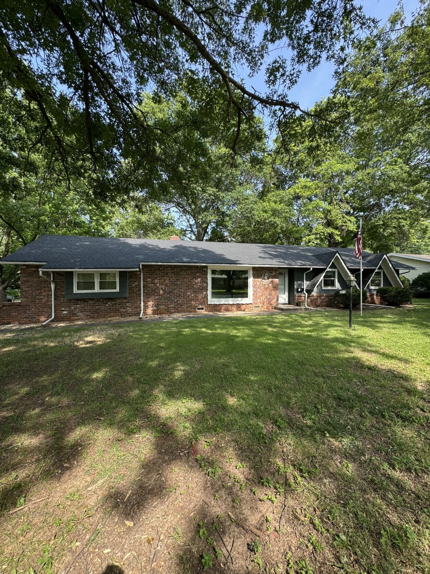3510 South Broadway Avenue Property Photo 4