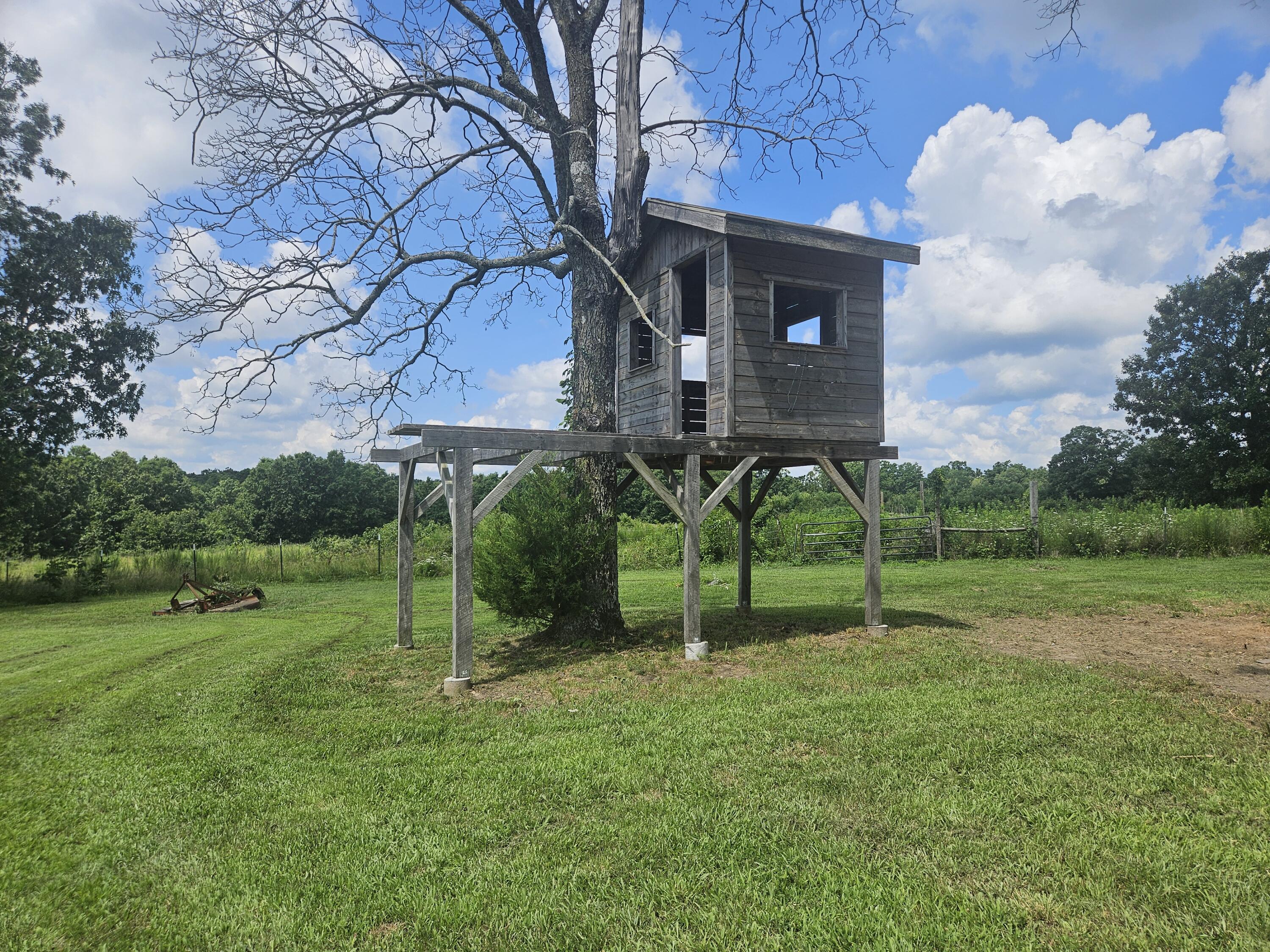 18896 Highway H Property Photo 24