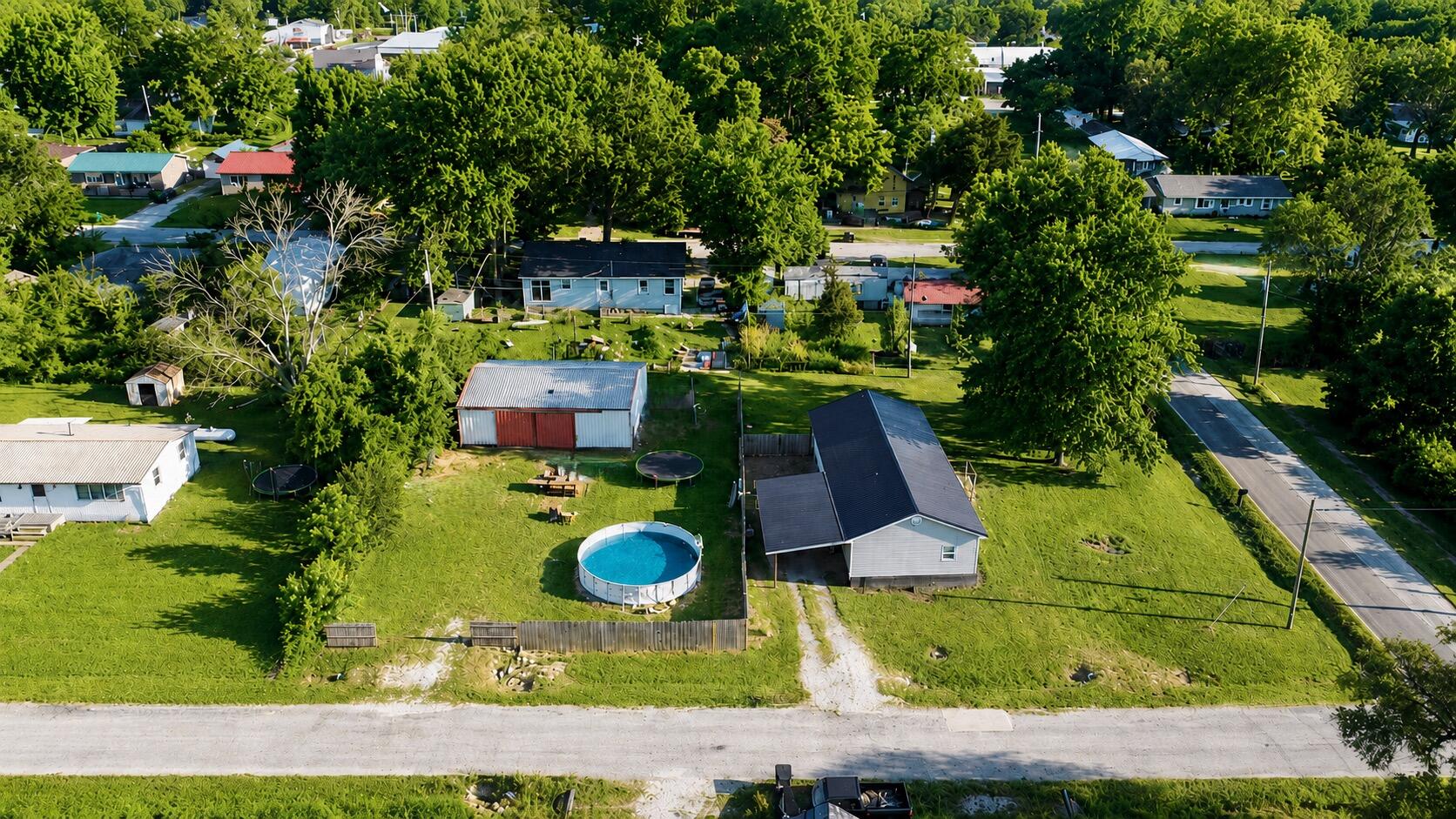 22457 Main Street Property Photo 5