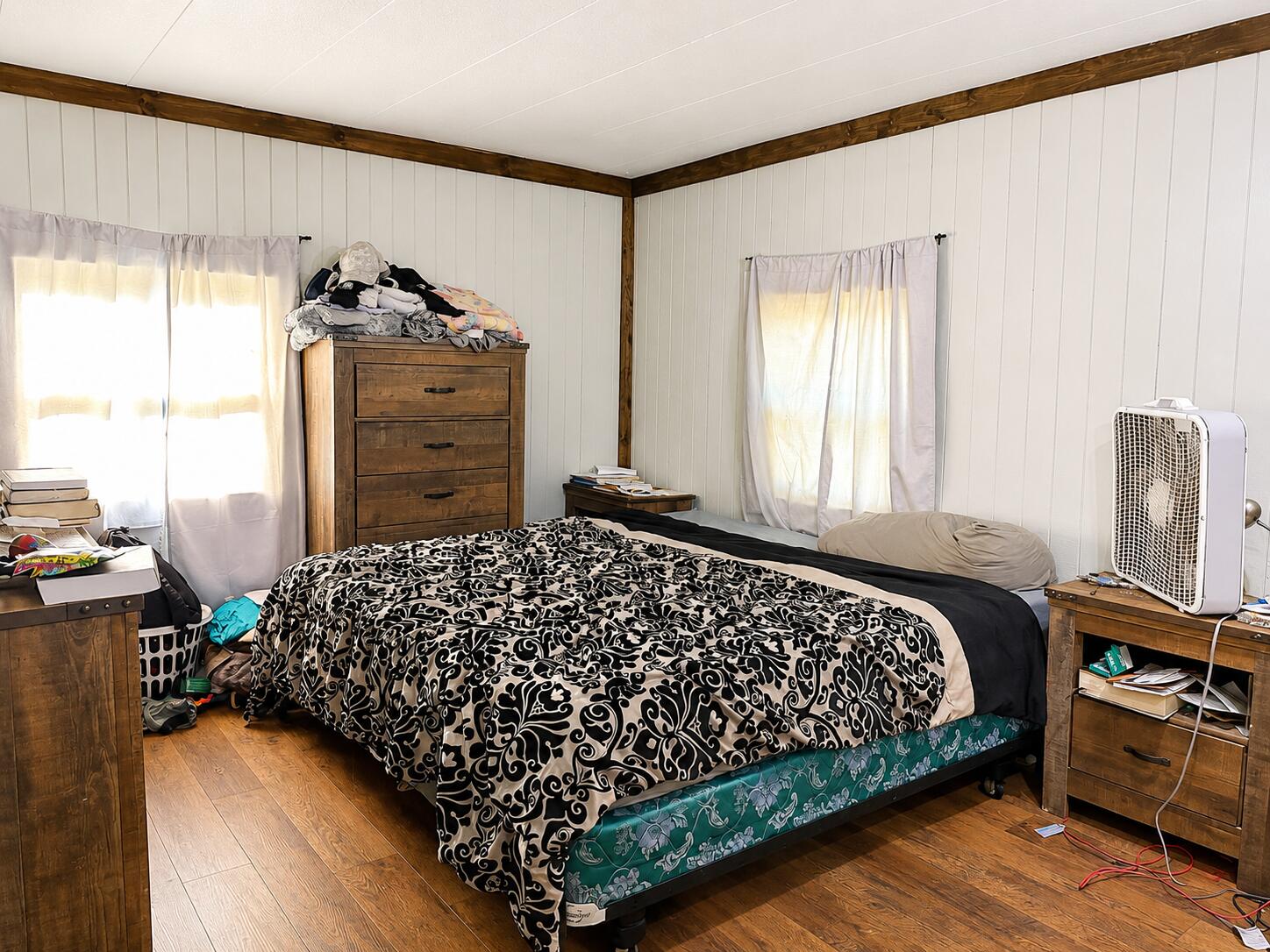 22457 Main Street Property Photo 25