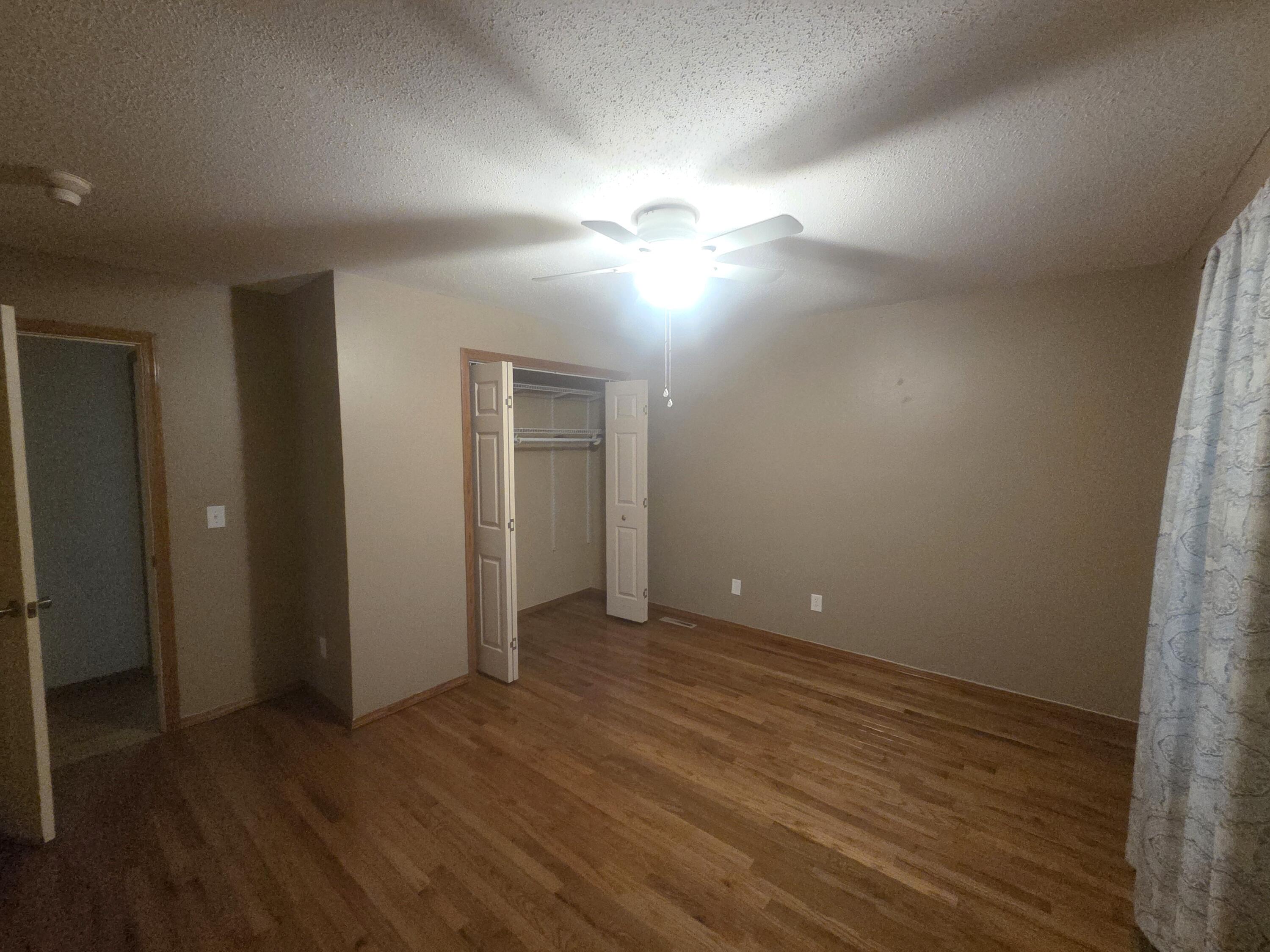 1004 North 11th Avenue Property Photo 19