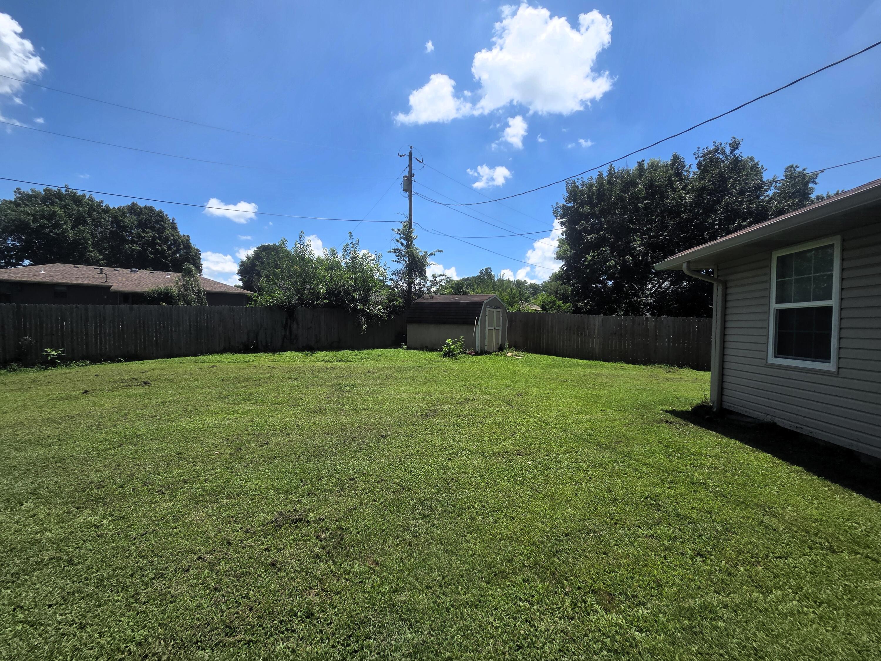 1004 North 11th Avenue Property Photo 27