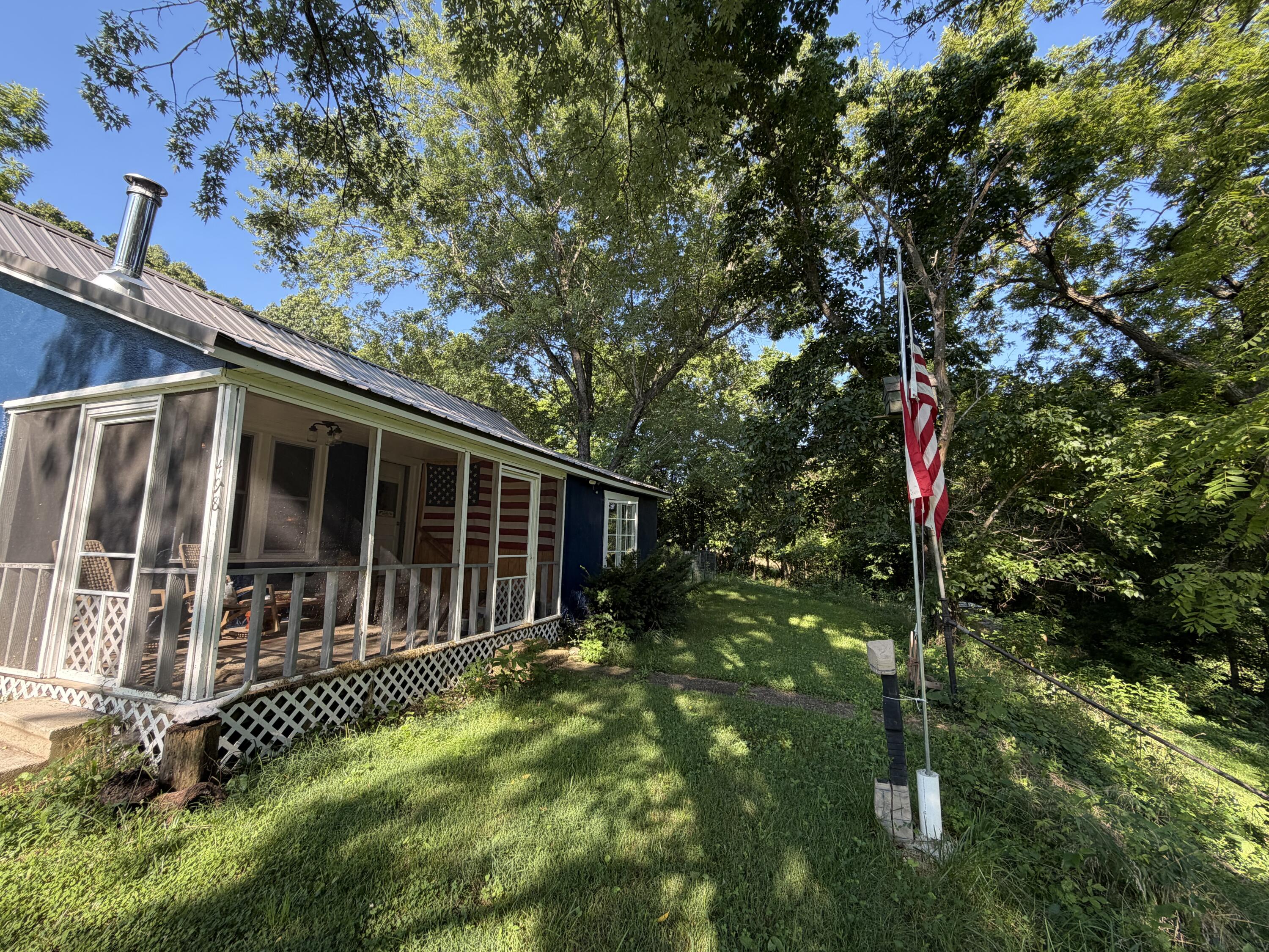 498 South Street Property Photo 3