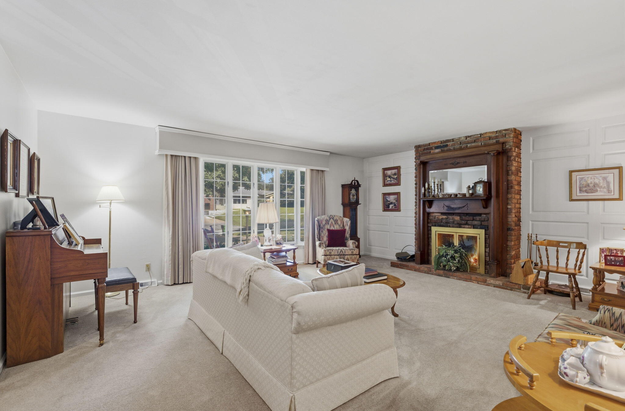 2516 South Sheridan Boulevard Property Photo 4