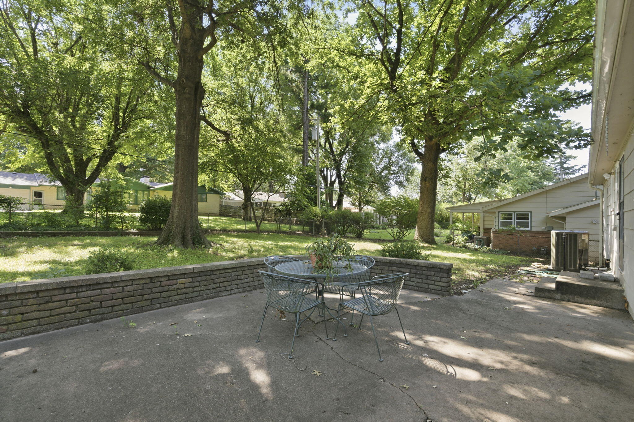 2516 South Sheridan Boulevard Property Photo 22