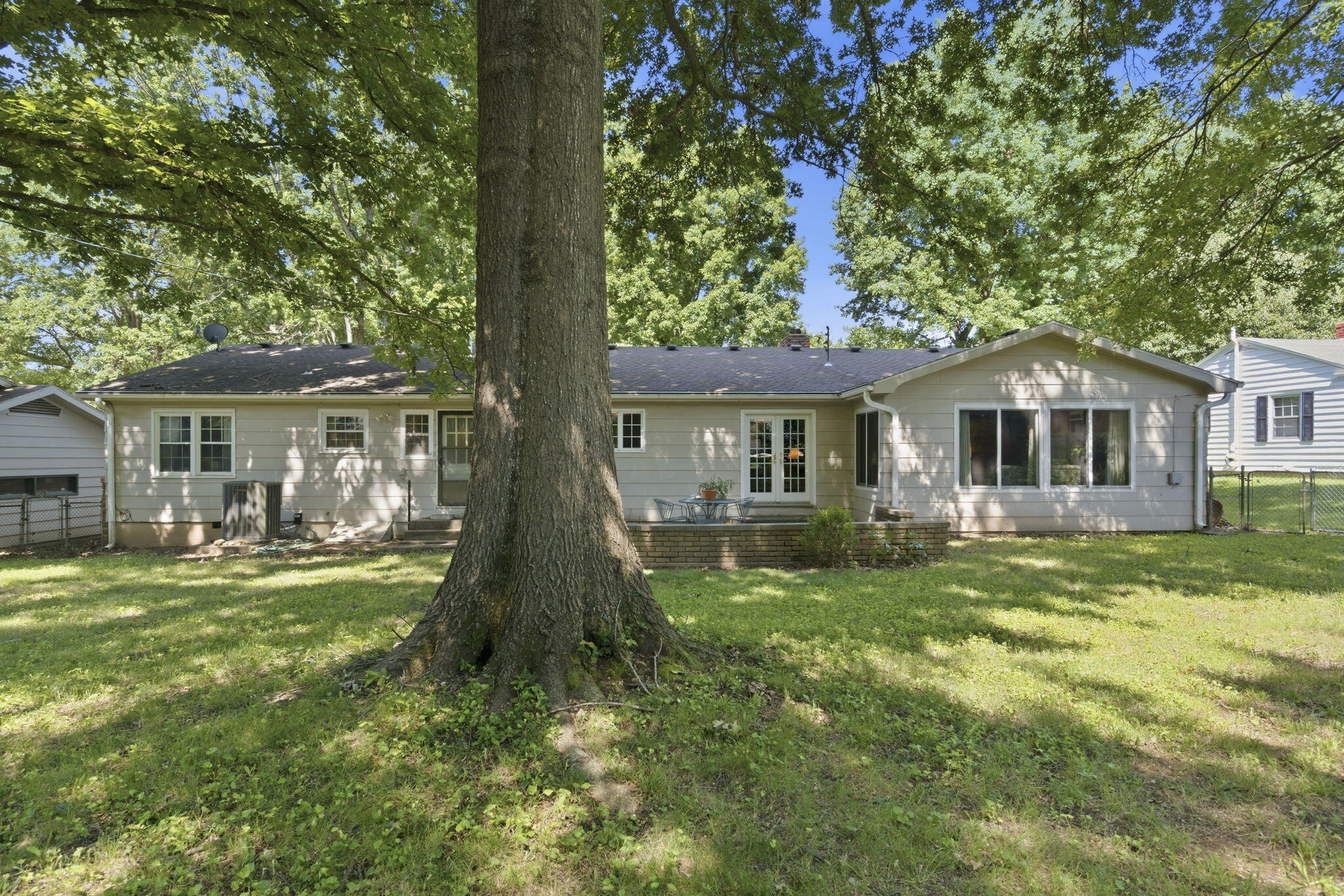 2516 South Sheridan Boulevard Property Photo 25