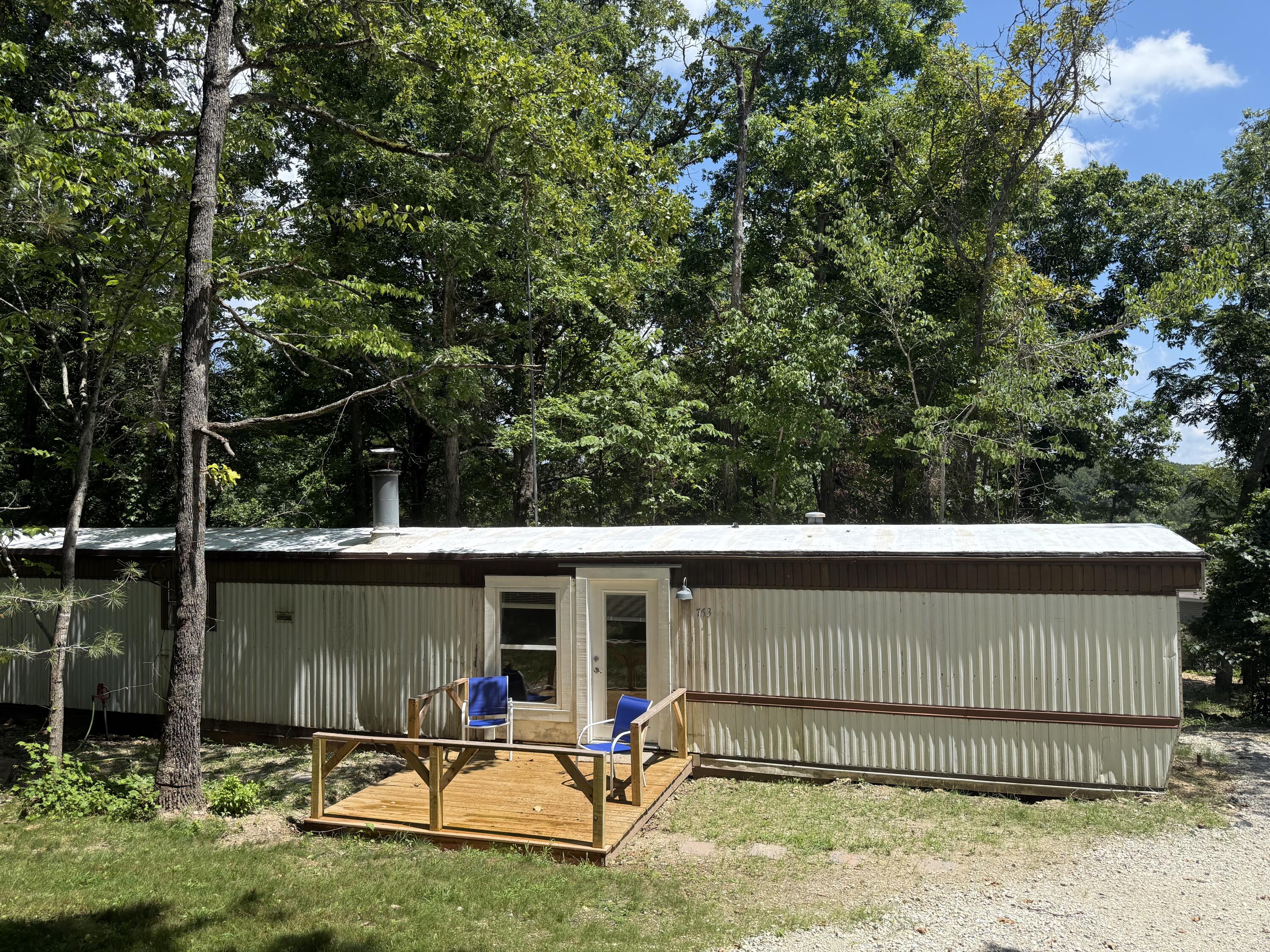 763 Taneycomo Road Property Photo 1
