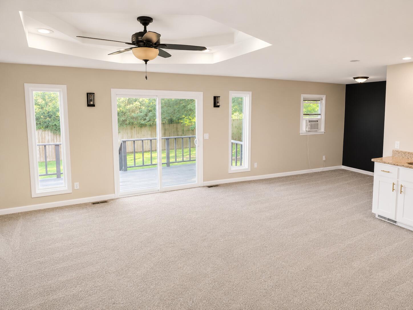 1017 West Meadowview Lane Property Photo 25