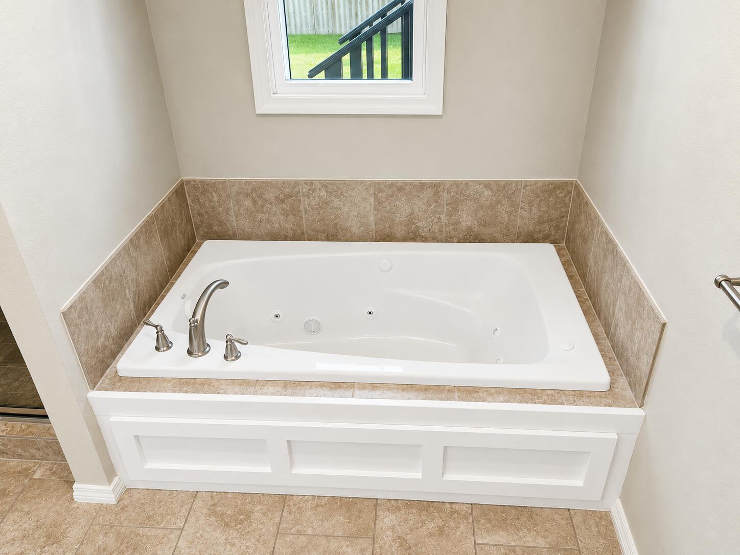 1017 West Meadowview Lane Property Photo 35