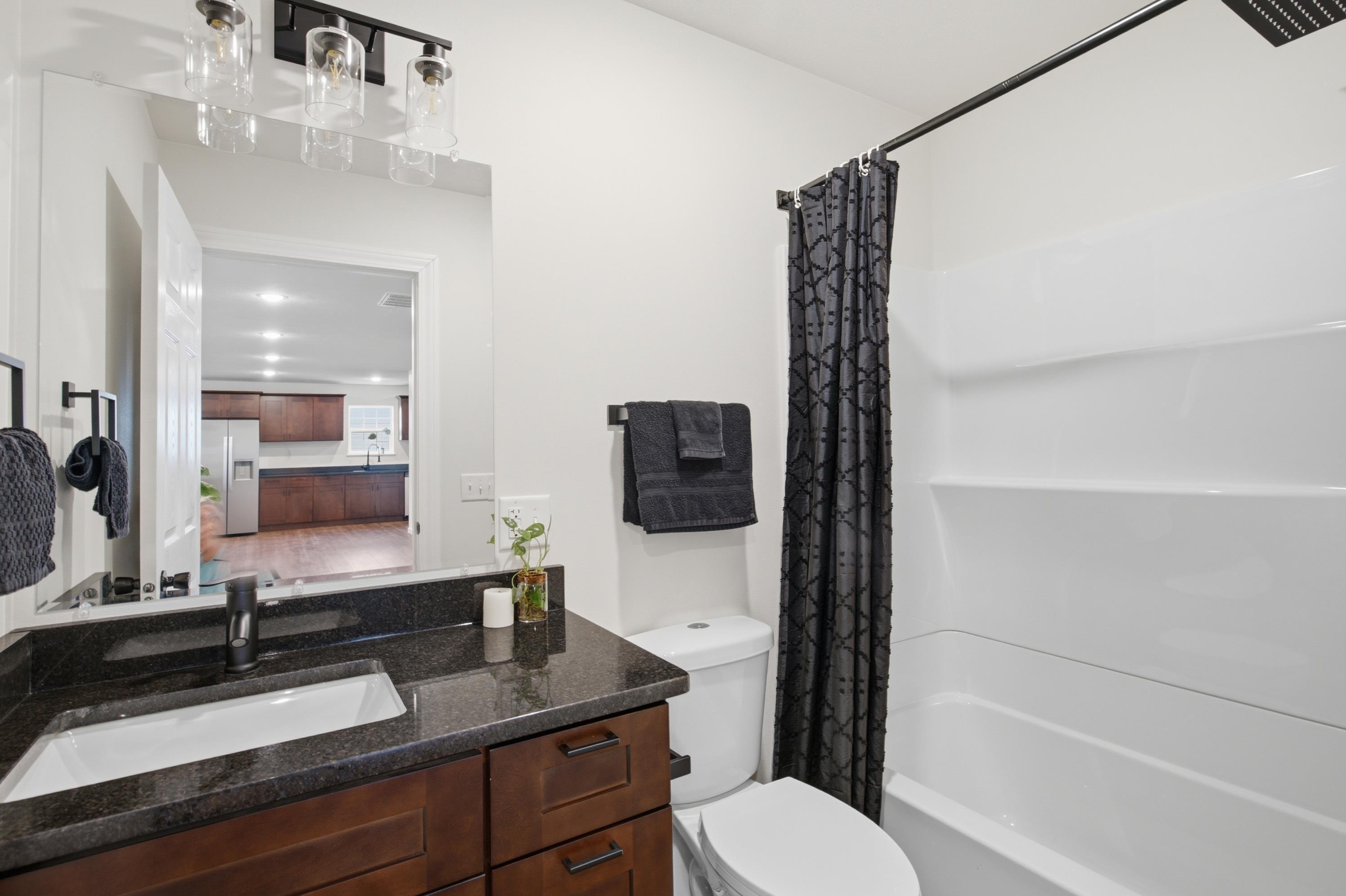 110 West Clinton Street Property Photo 10