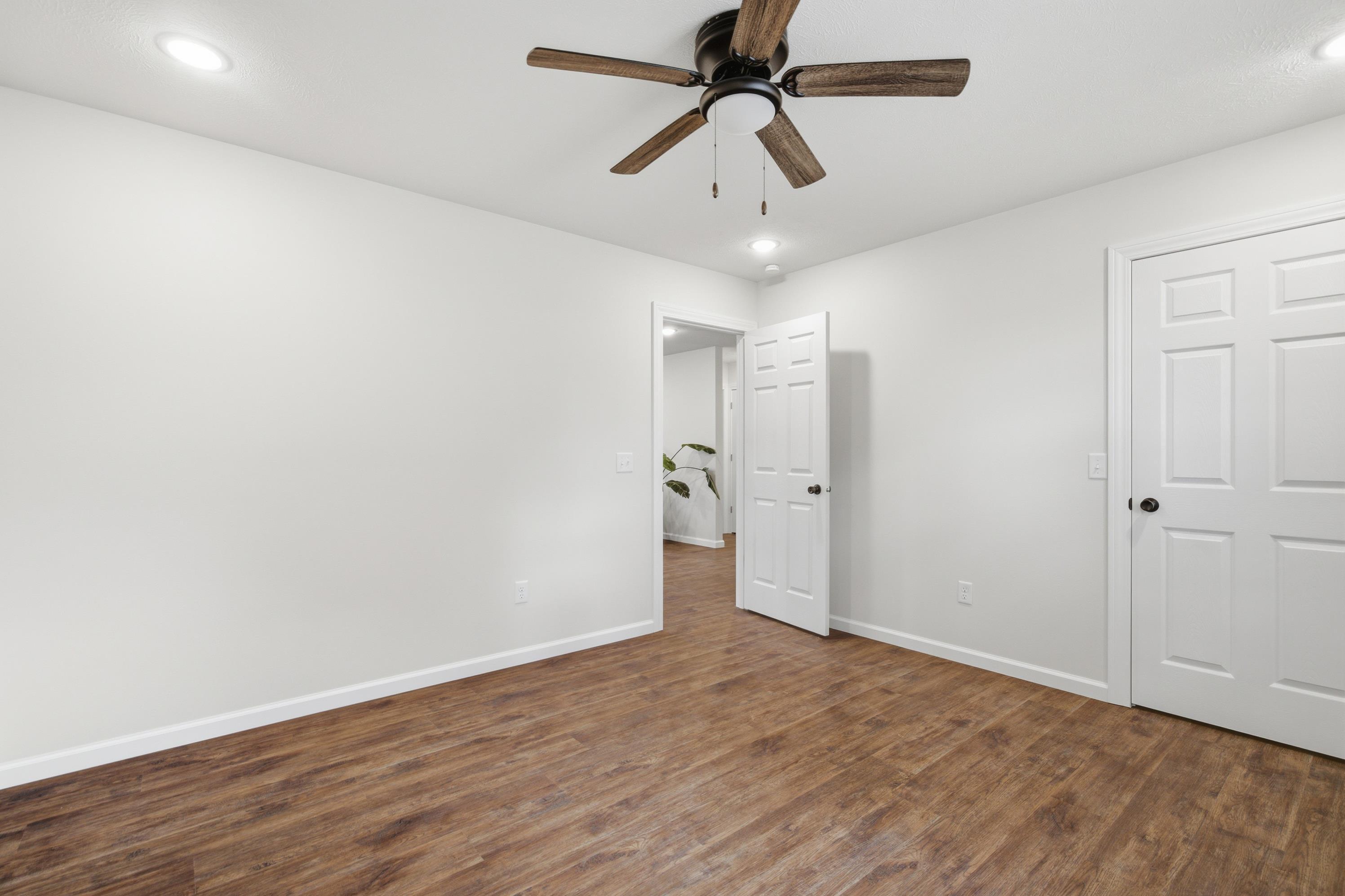 110 West Clinton Street Property Photo 11
