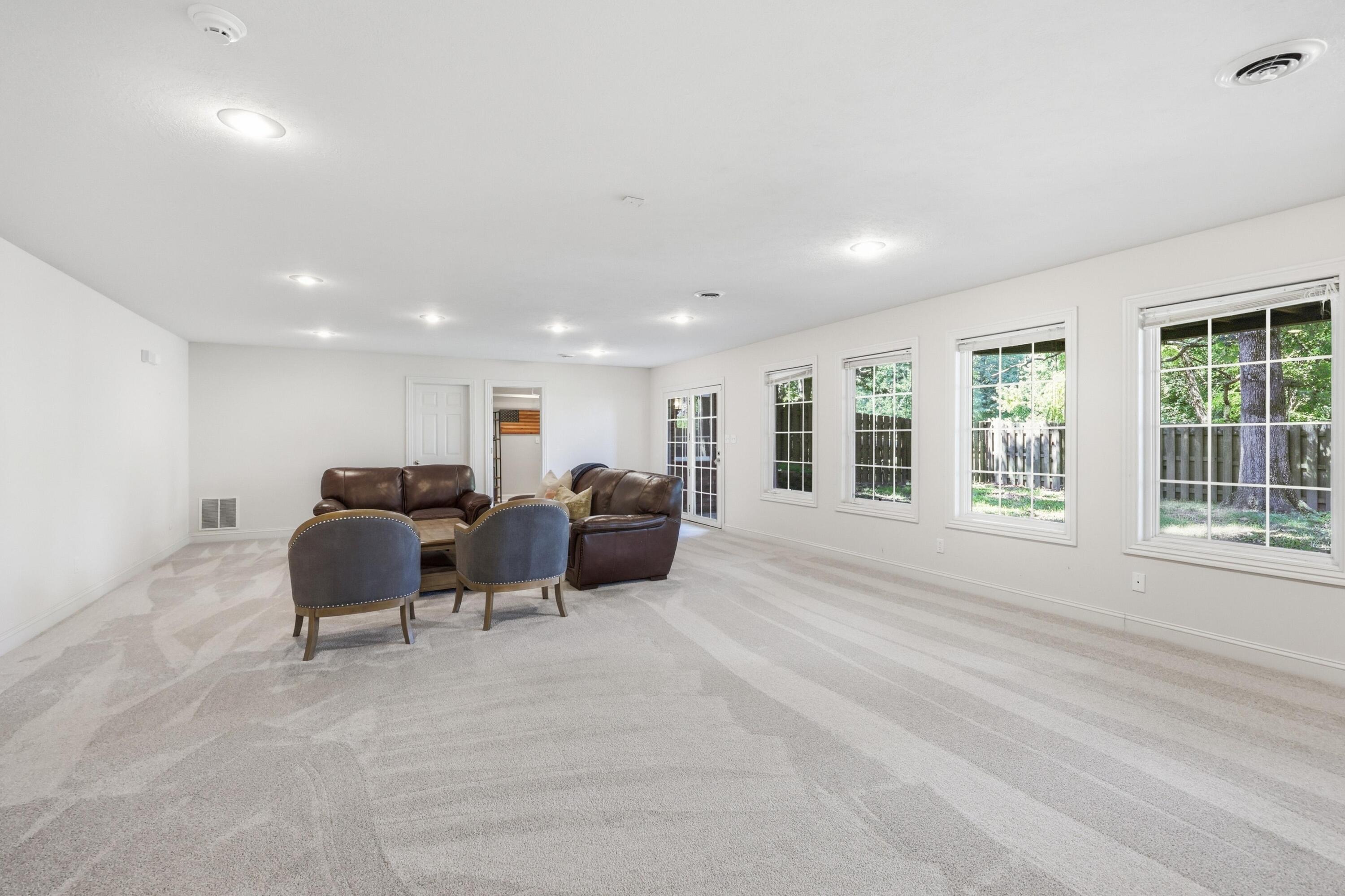 620 Parkwood Drive Property Photo 42