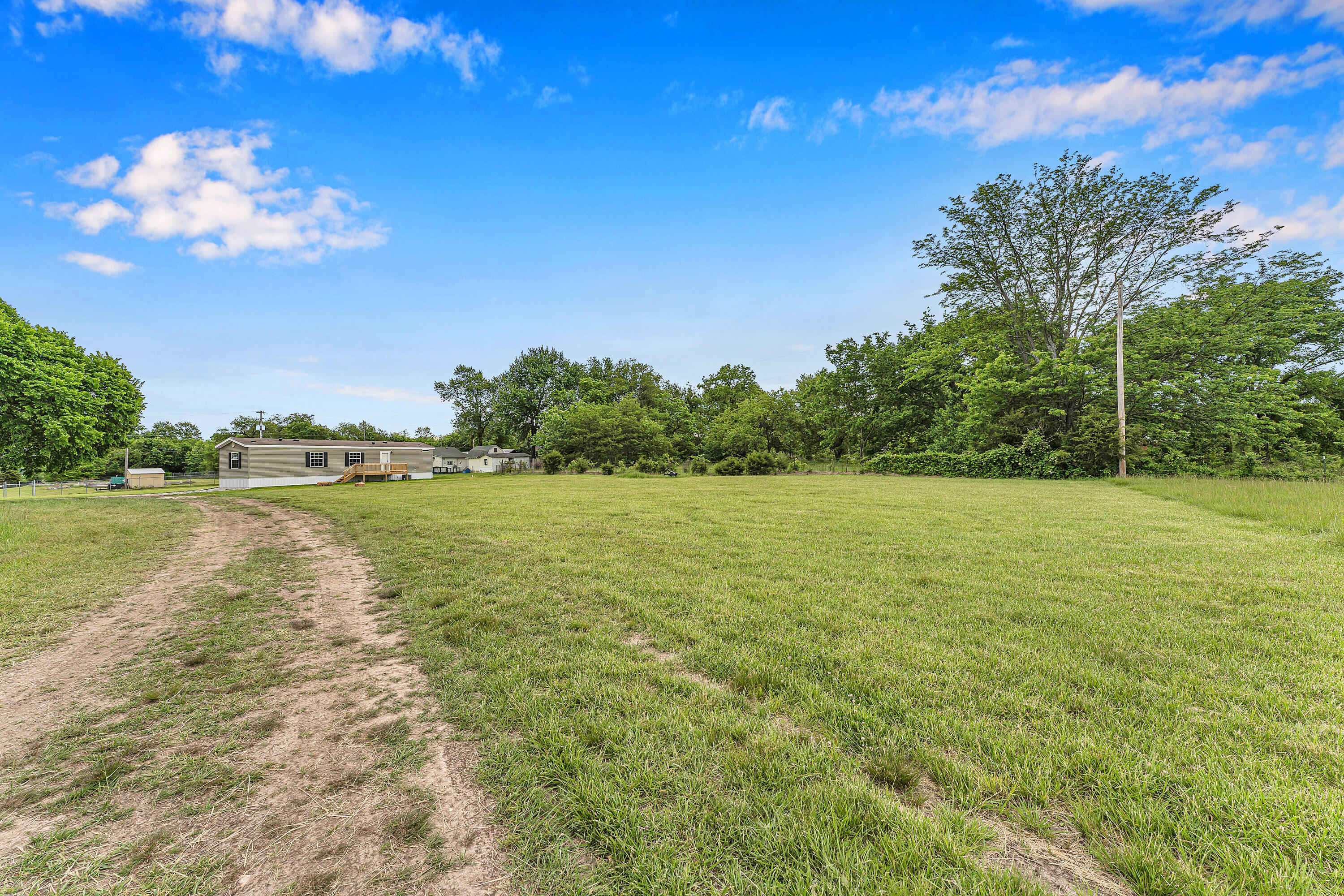 12625 Main Street Property Photo 4