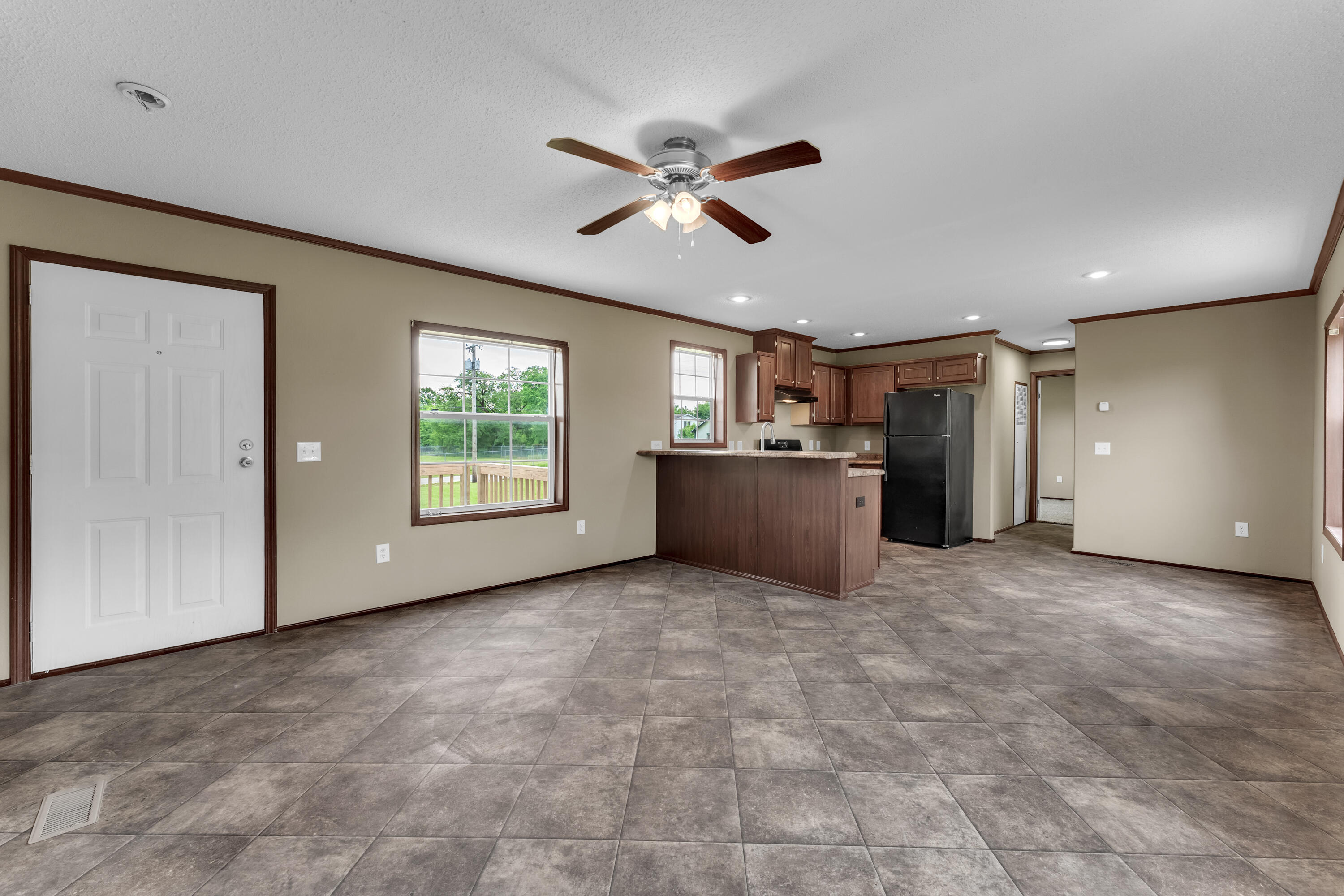 12625 Main Street Property Photo 10
