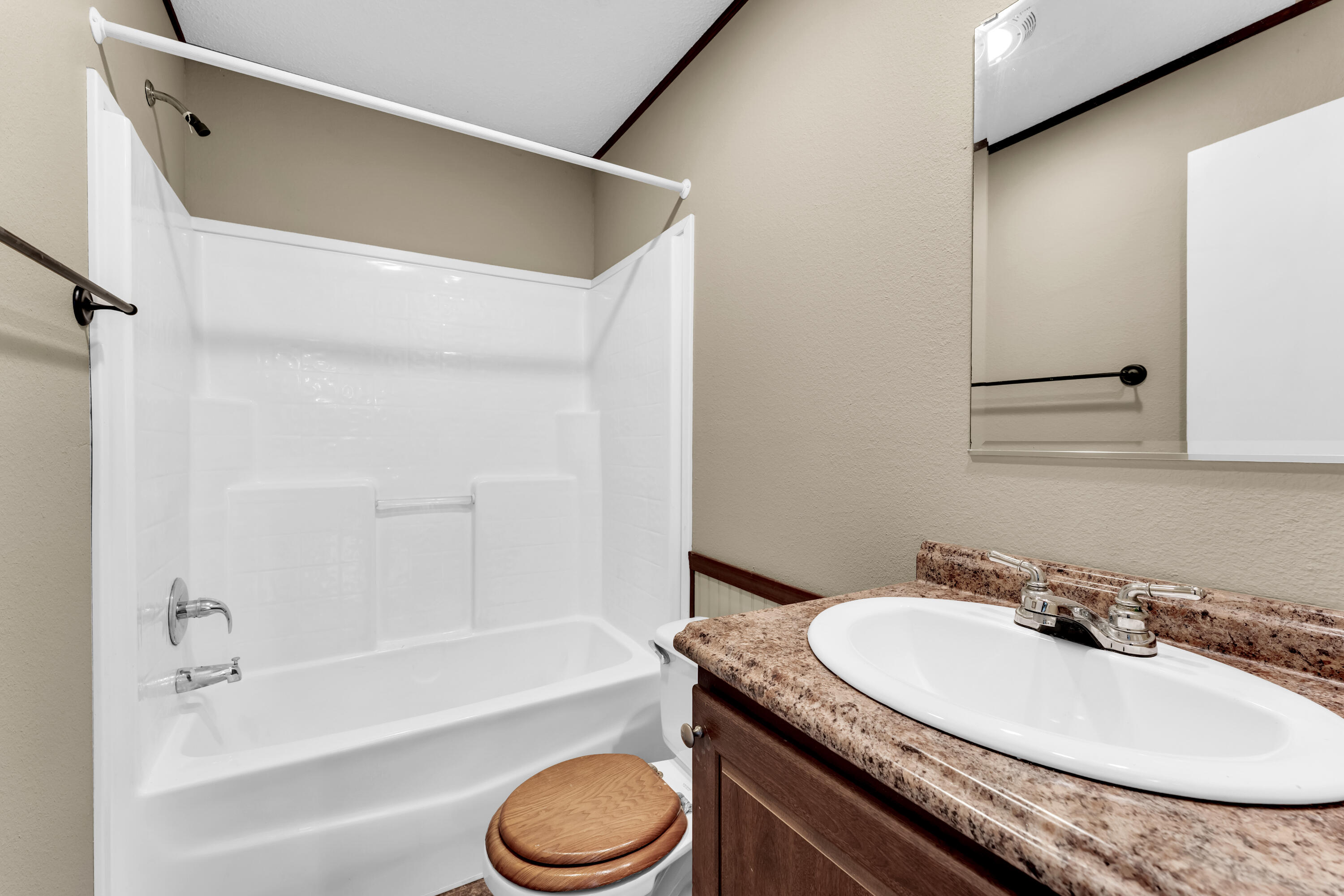 12625 Main Street Property Photo 26