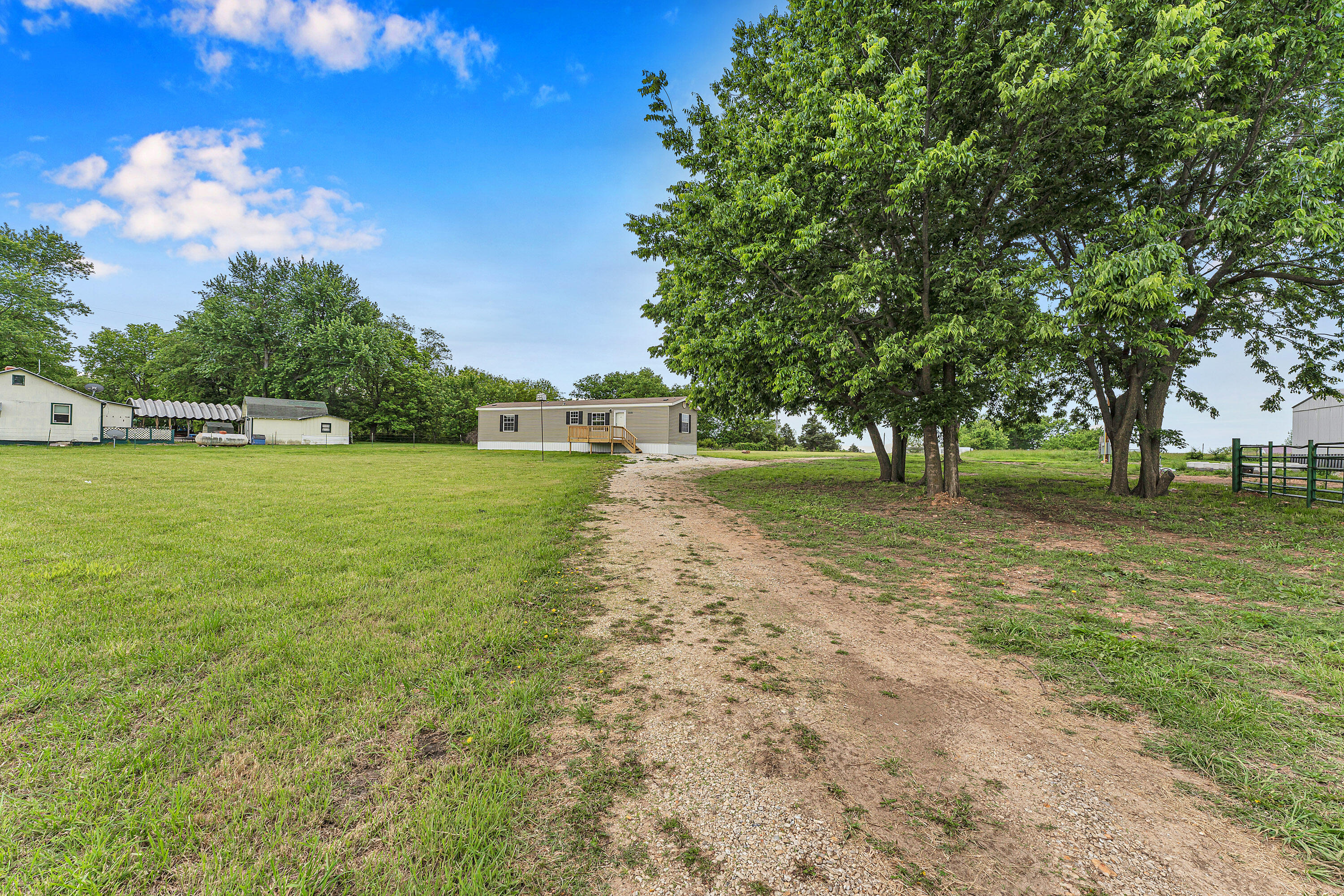 12625 Main Street Property Photo 34