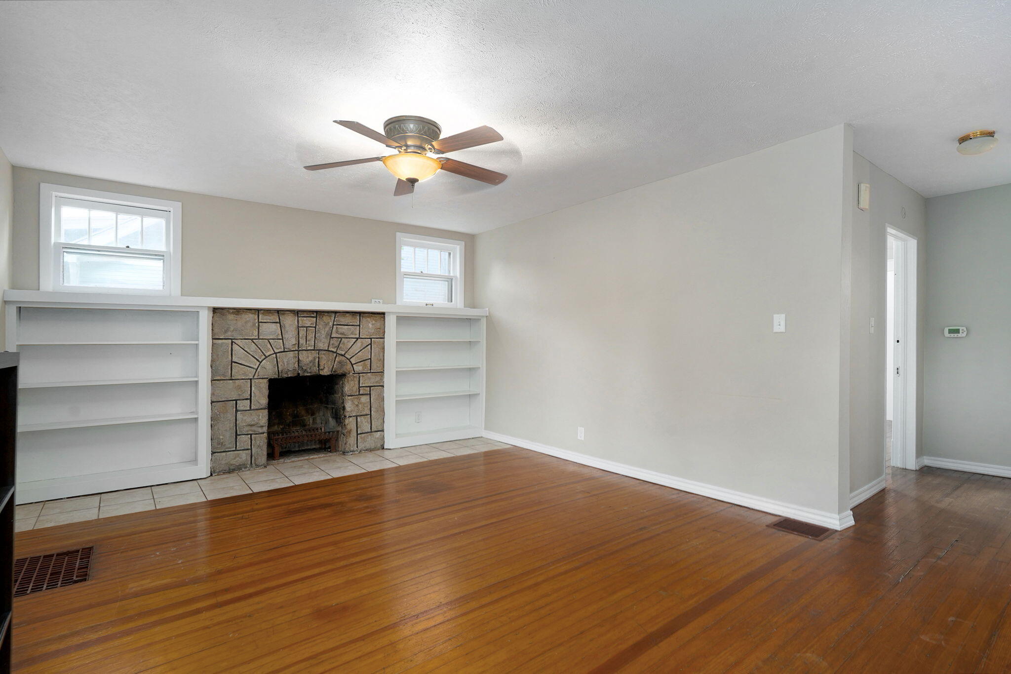 1227 North Clay Avenue Property Photo 6