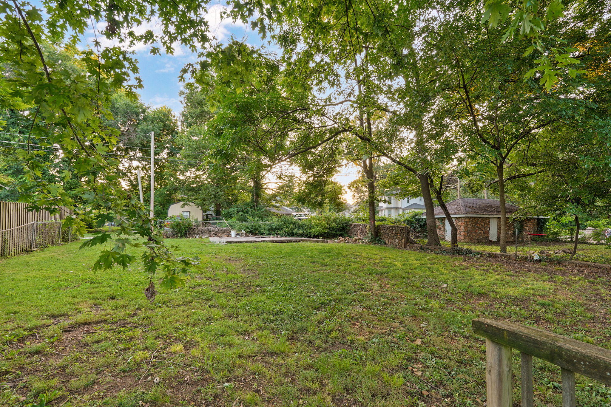 1227 North Clay Avenue Property Photo 31