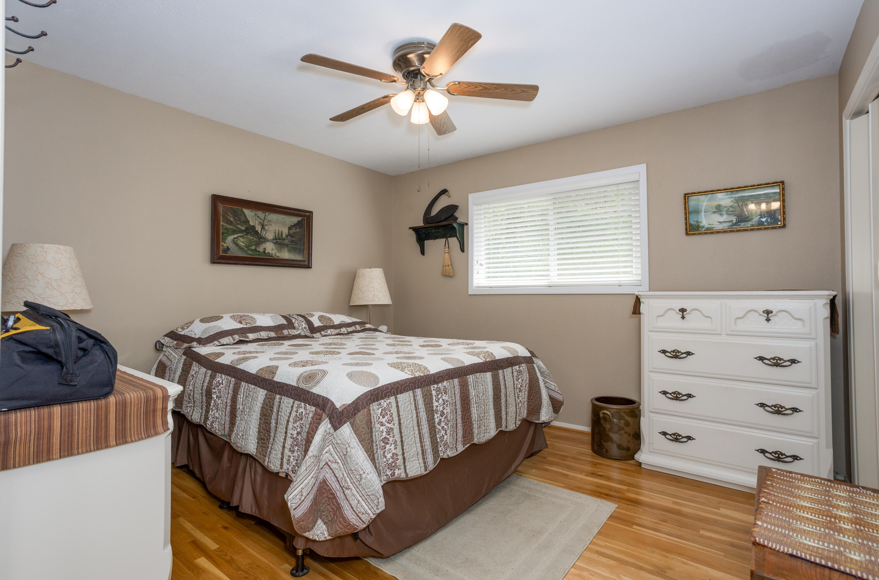 670 Shore Point Road Property Photo 20