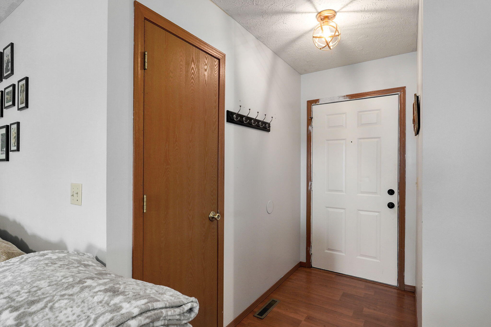 2843 West Primrose Lane Property Photo 13