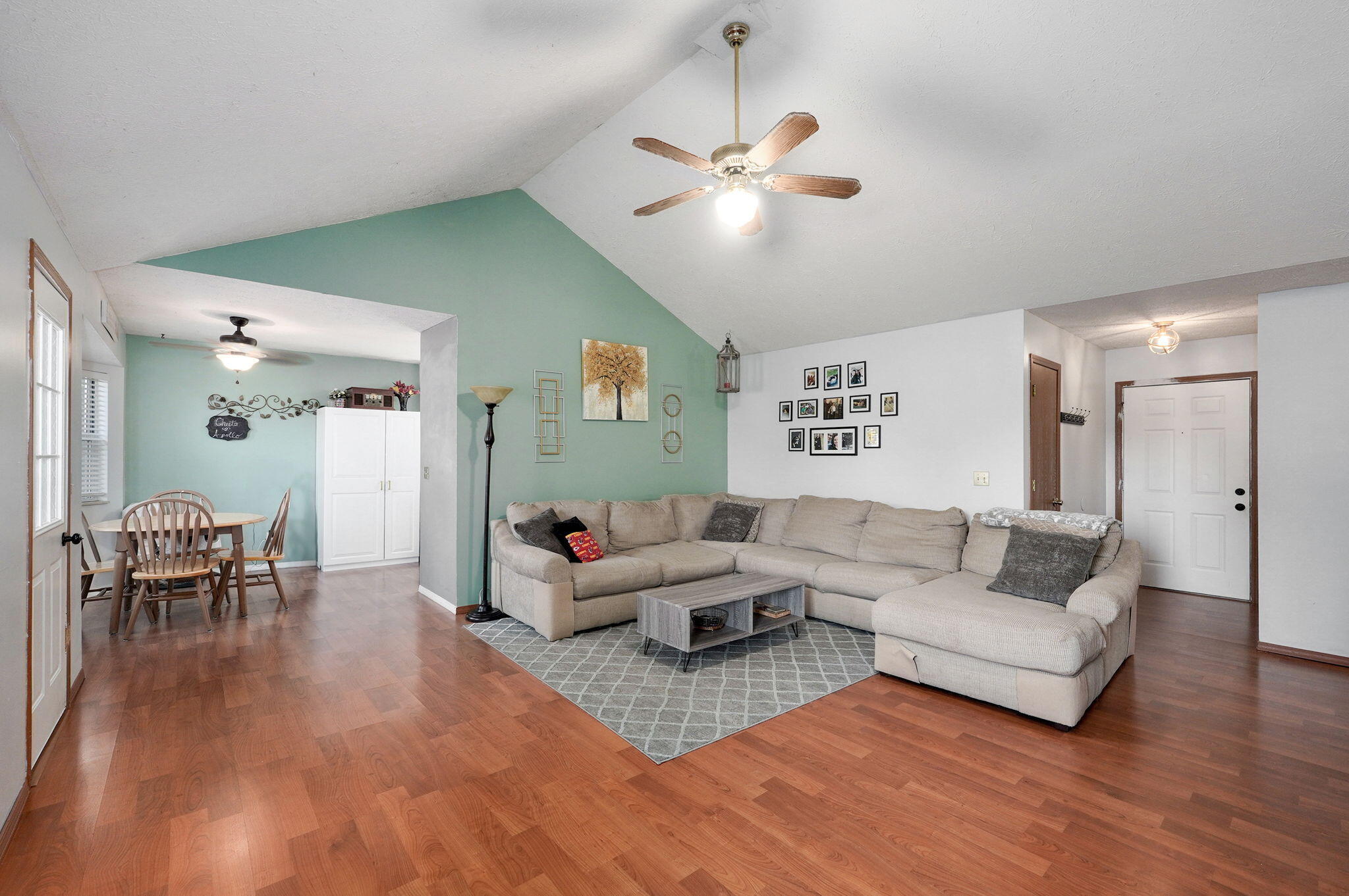 2843 West Primrose Lane Property Photo 15
