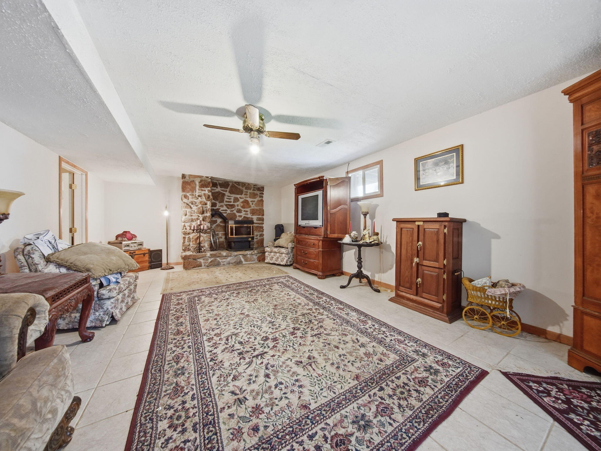 2028 East Mccracken Road Property Photo 27