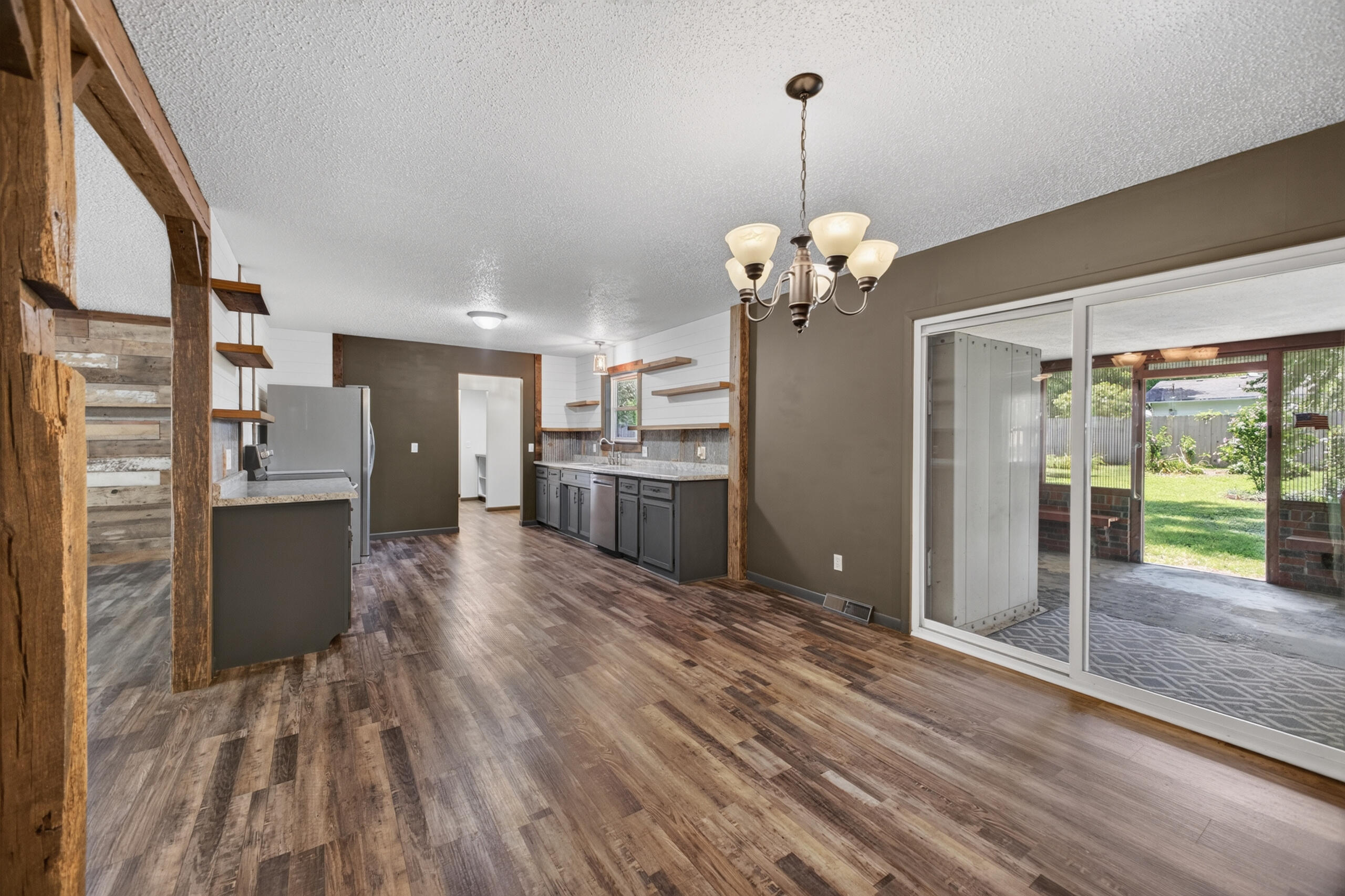 1404 East Lindon Street Property Photo 9