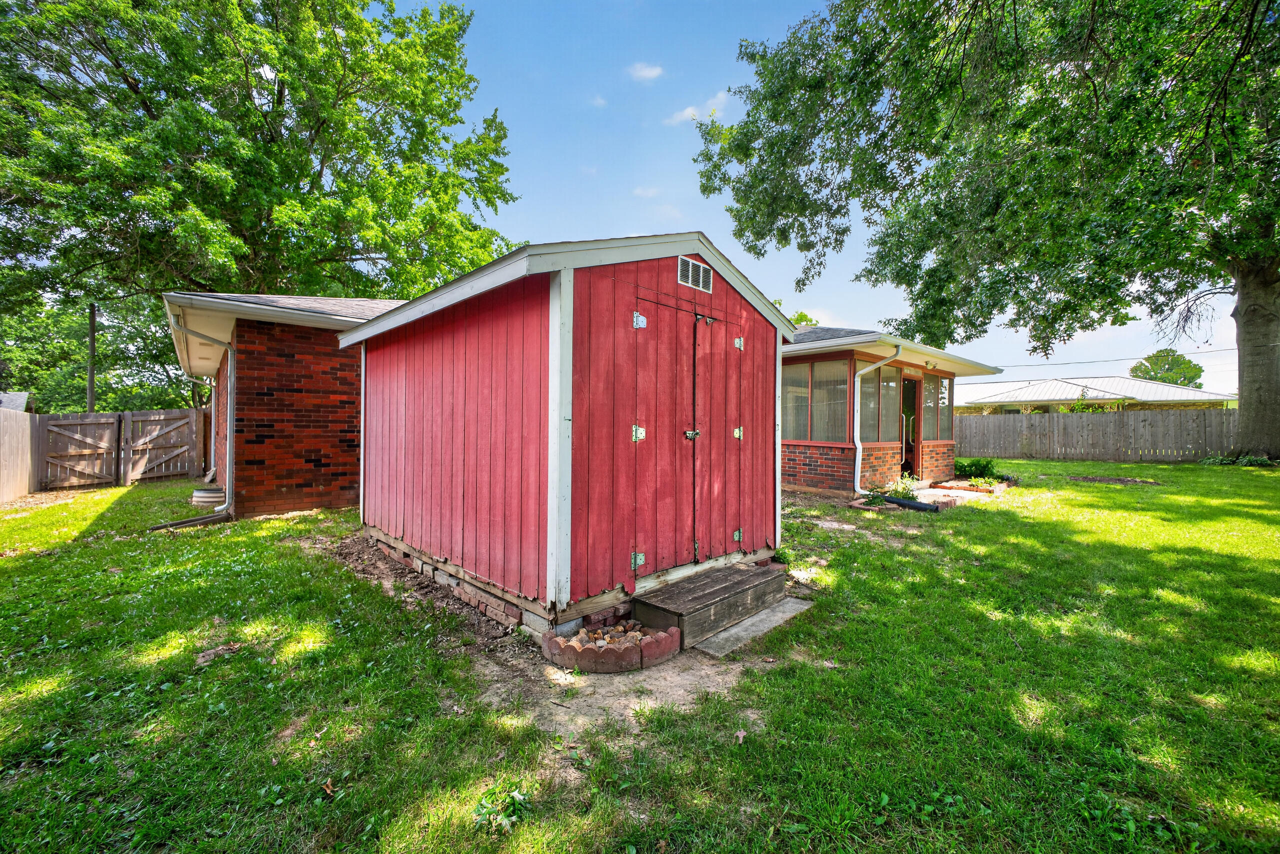 1404 East Lindon Street Property Photo 31