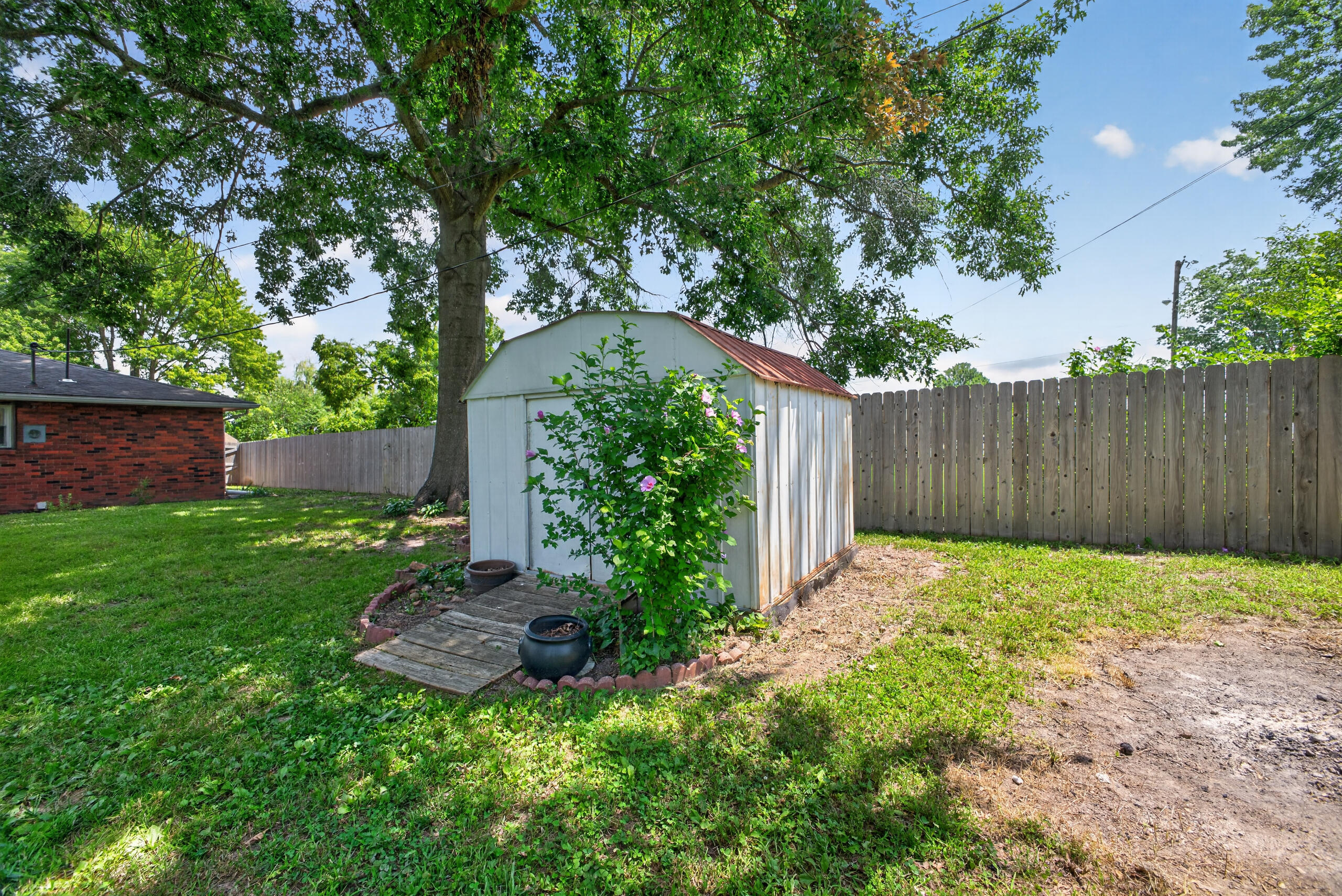 1404 East Lindon Street Property Photo 32