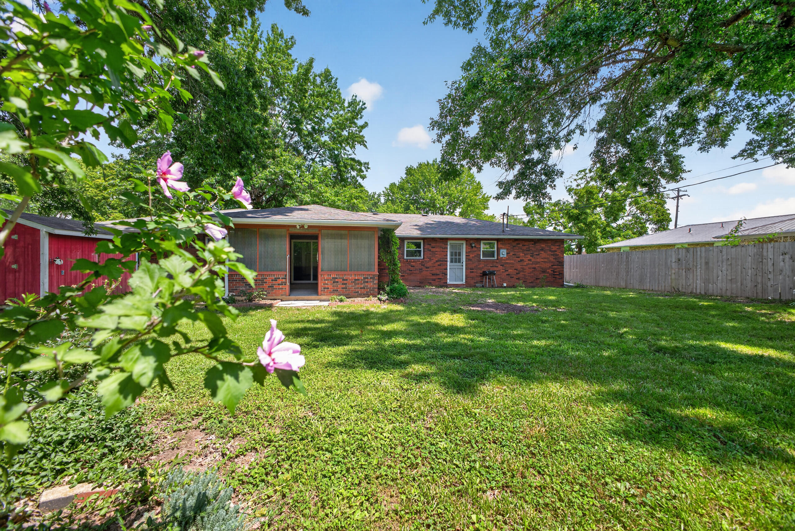 1404 East Lindon Street Property Photo 38